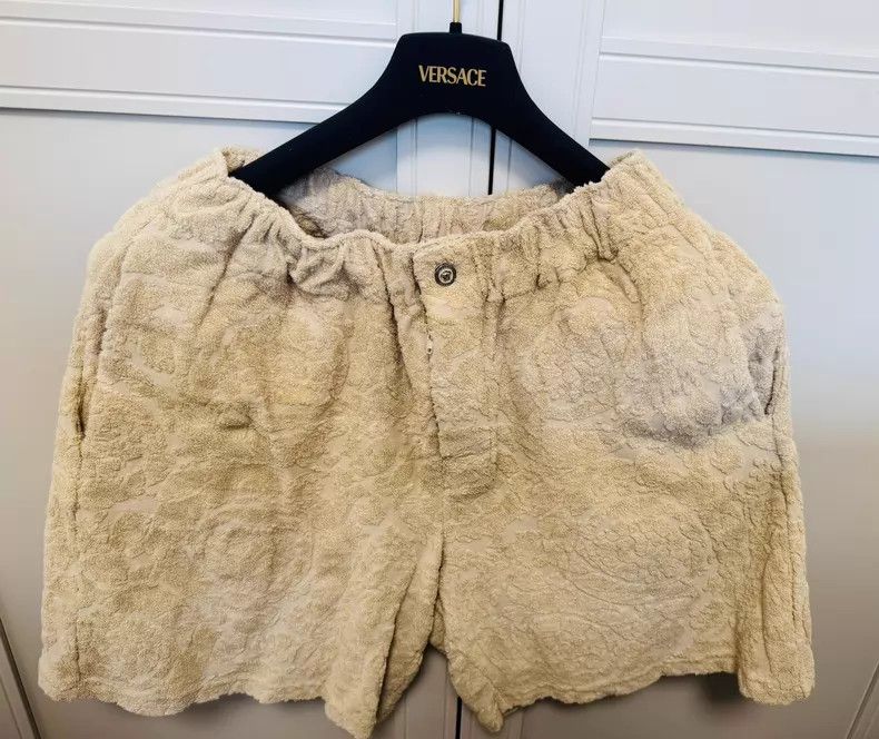 Versace Versace Plush shorts Size US 28 / EU 44 - 1 Thumbnail