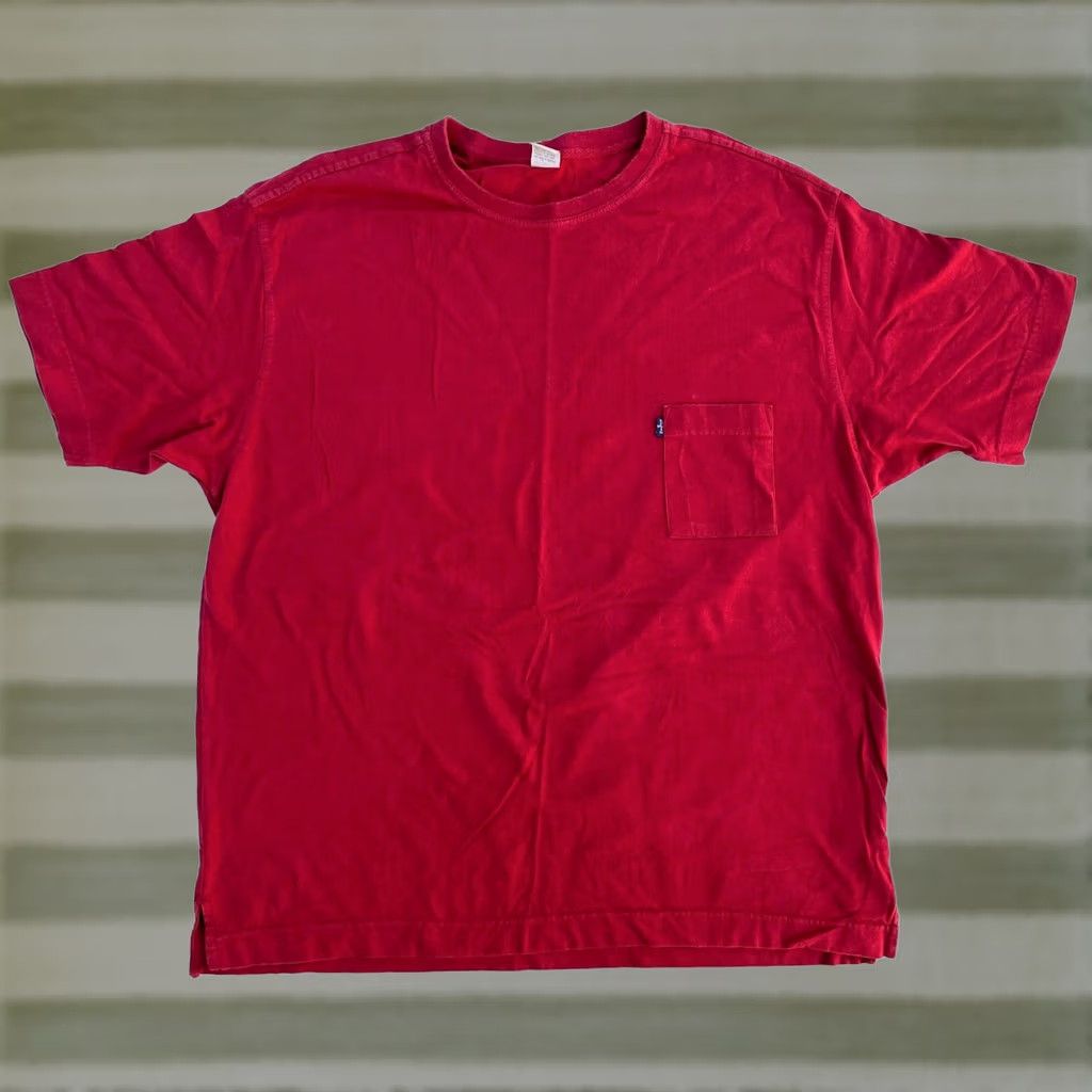 Levi's VINTAGE Levi's Pocket Tee Mens 2XL Red 1998 90s Short Sleeve Crew Neck Cotton T-Shirt Size US XXL / EU 58 / 5 - 1 Thumbnail