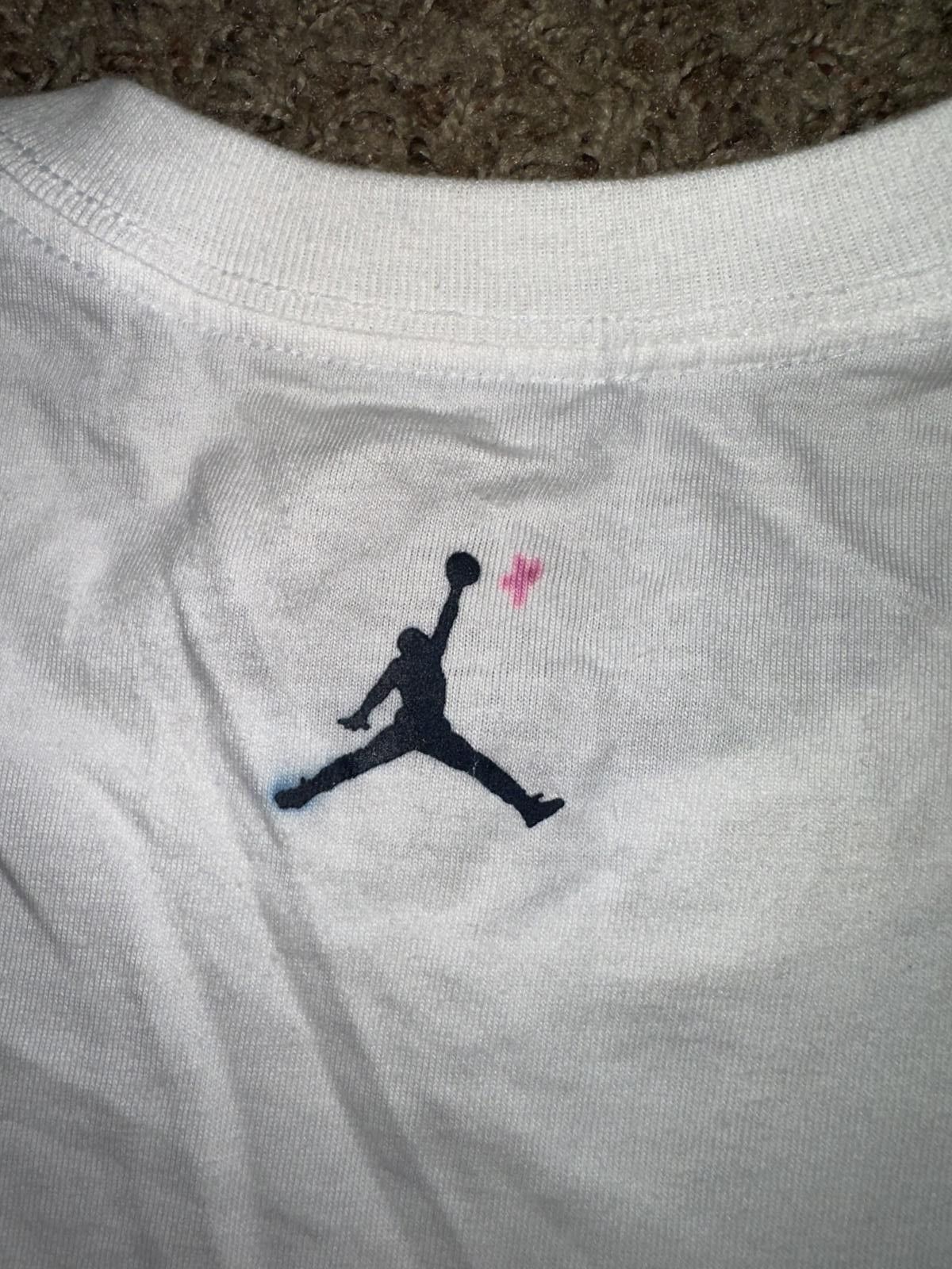 Designer Vintage Air Jordan Retro 7 Olympic T-shirt Size US M / EU 48-50 / 2 - 3 Thumbnail