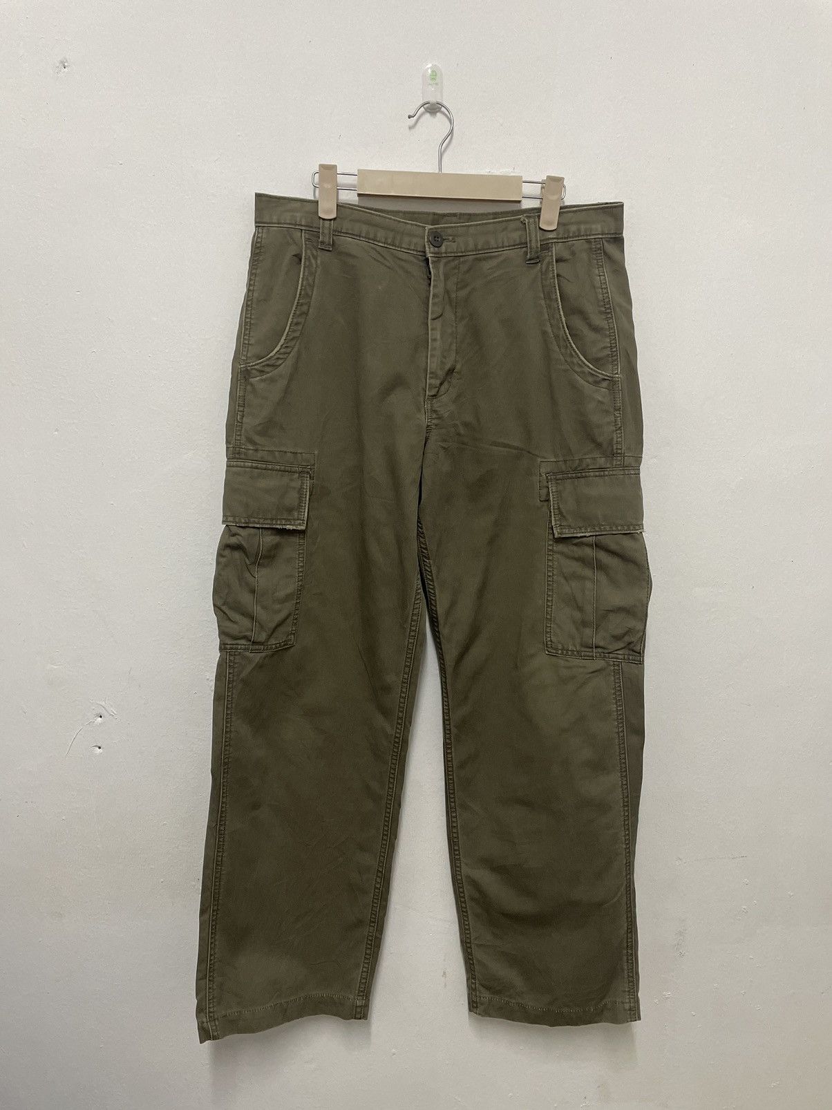 image of Military x Oshkosh Cargo Pants Vintage Issue Size 32" in Green, Men's