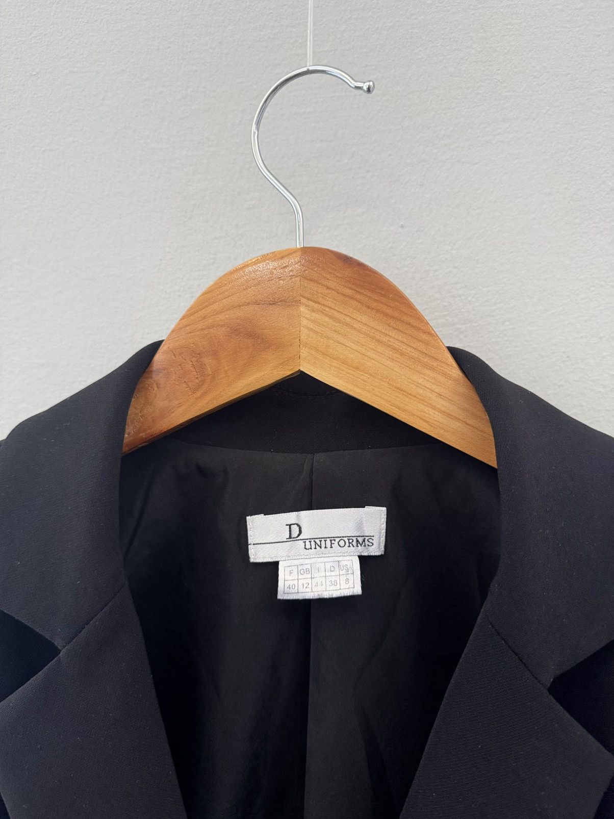 Dior 2022 Dior uniforms women’s blazer classy tailoring Size M / US 6-8 / IT 42-44 - 3 Thumbnail