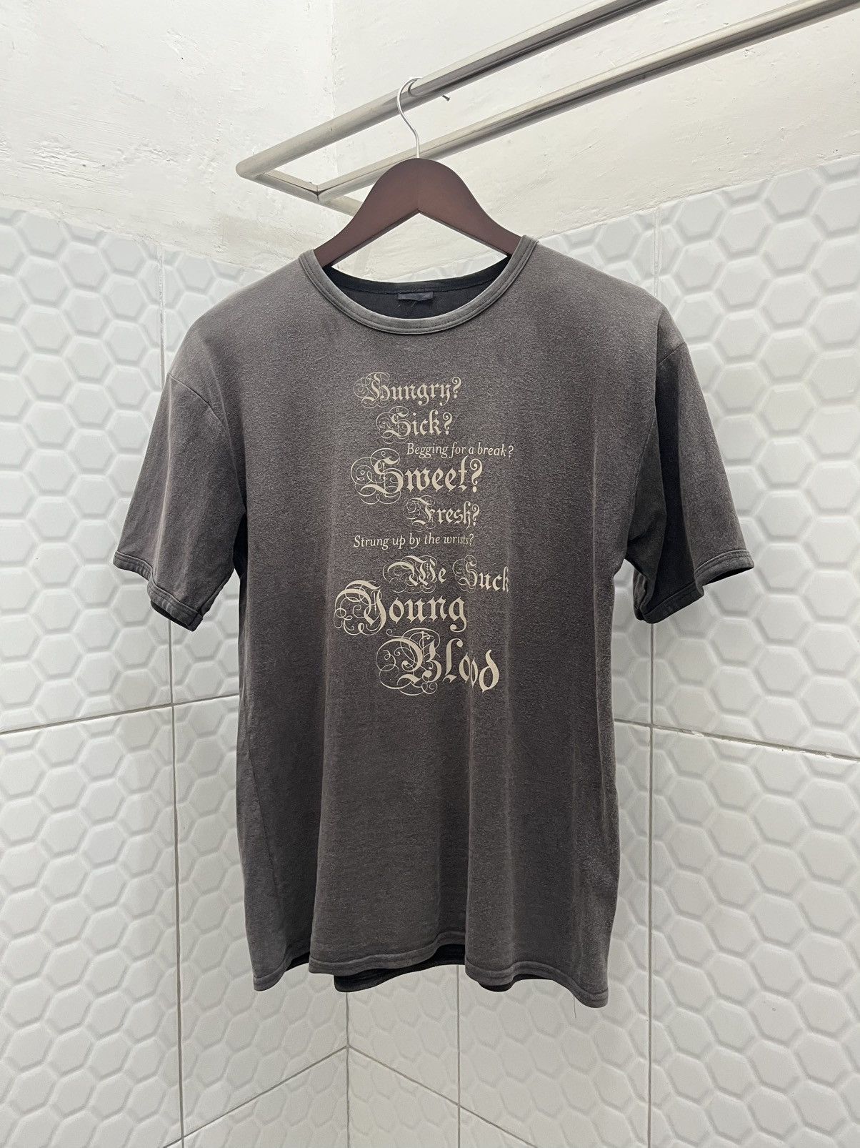 Vintage Radiohead Sundfaded Thrashed Tee