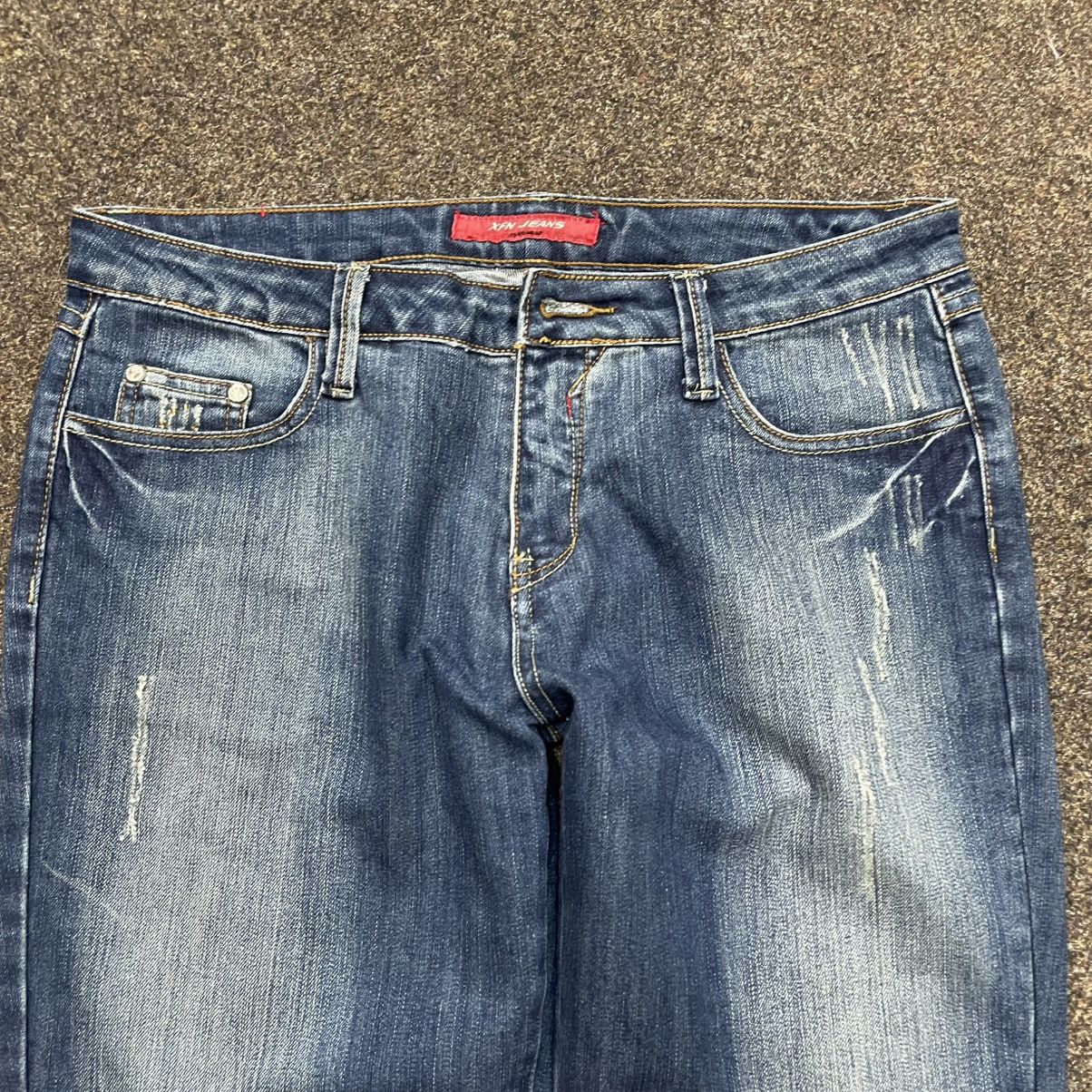 Vintage Vintage Y2K Flared Distressed Jeans Thrashed Skate Logo 32 Size US 32 / EU 48 - 4 Thumbnail