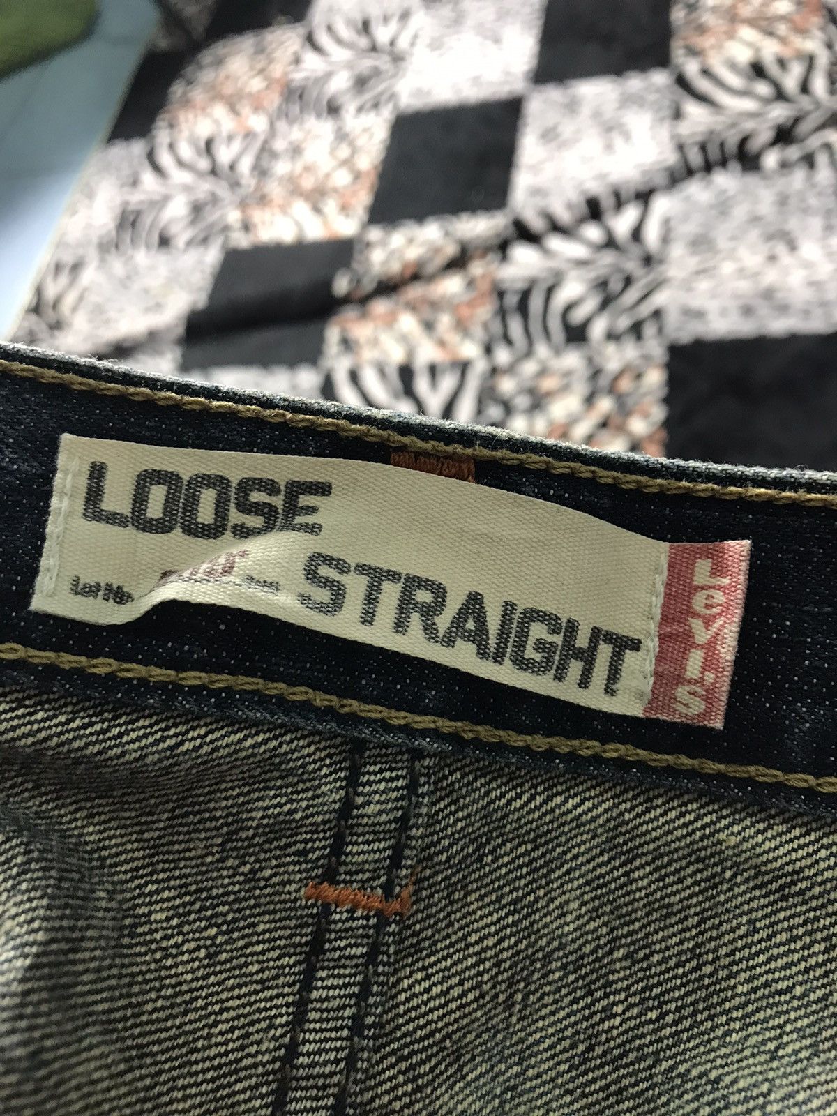 Levi's vintage Levis 569 distressed denim size 34 short rAre design Size US 34 / EU 50 - 8 Thumbnail