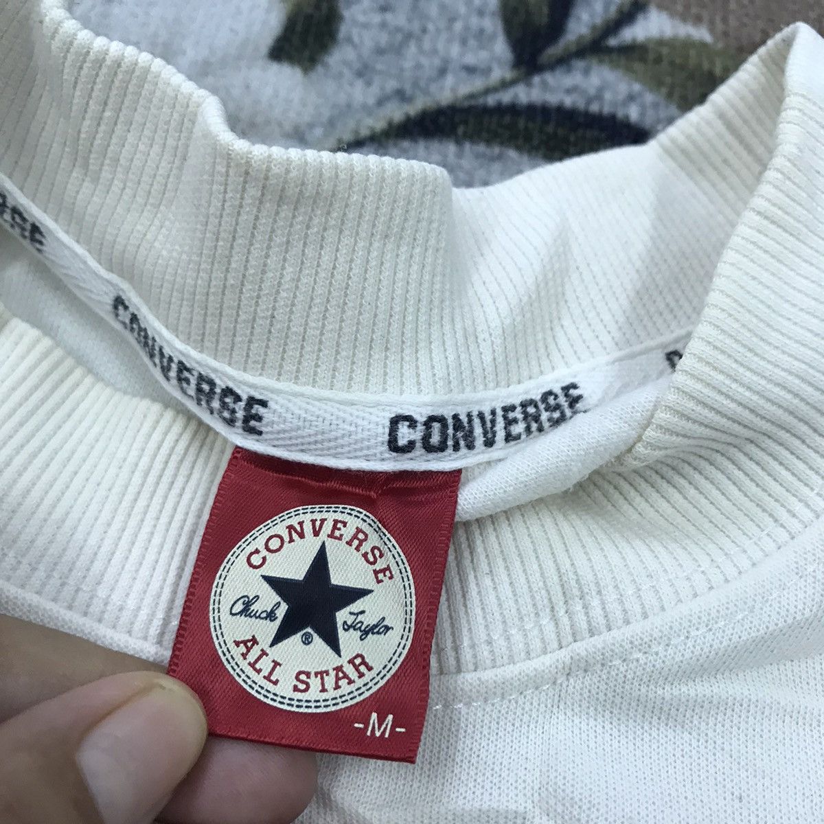 Converse Champion embroidery sweatshirt Size US L / EU 52-54 / 3 - 5 Thumbnail