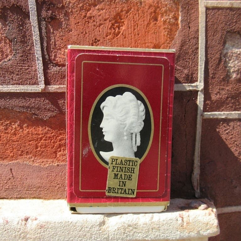 The Game Vintage Waddington fine playing cards By appointment Size ONE SIZE - 2 Thumbnail