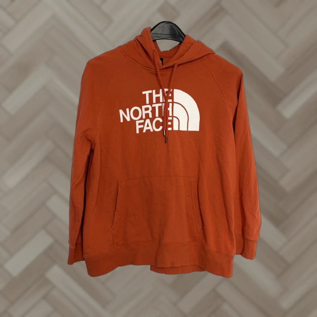 The North Face The North Face Women's Half Dome Pullover Hoodie Orange XL Pullover Sweatshirt Winter Winter, Spring, Fall Womens Size XL / US 12-14 / IT 48-50 - 1 Thumbnail