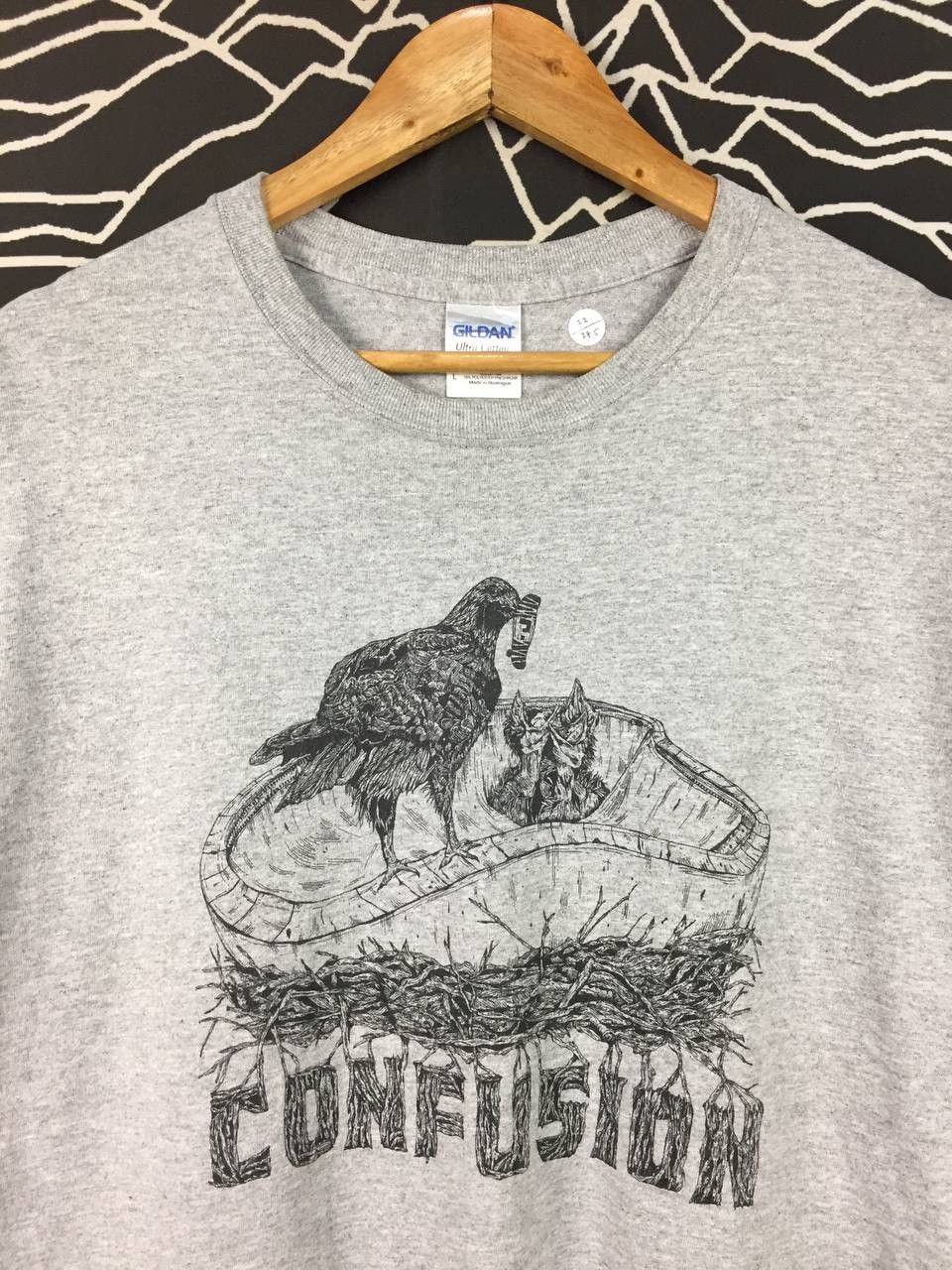 Vintage CONFUSION Bird Nest Grunge Punk Style Graphic Tee Size US L / EU 52-54 / 3 - 3 Thumbnail