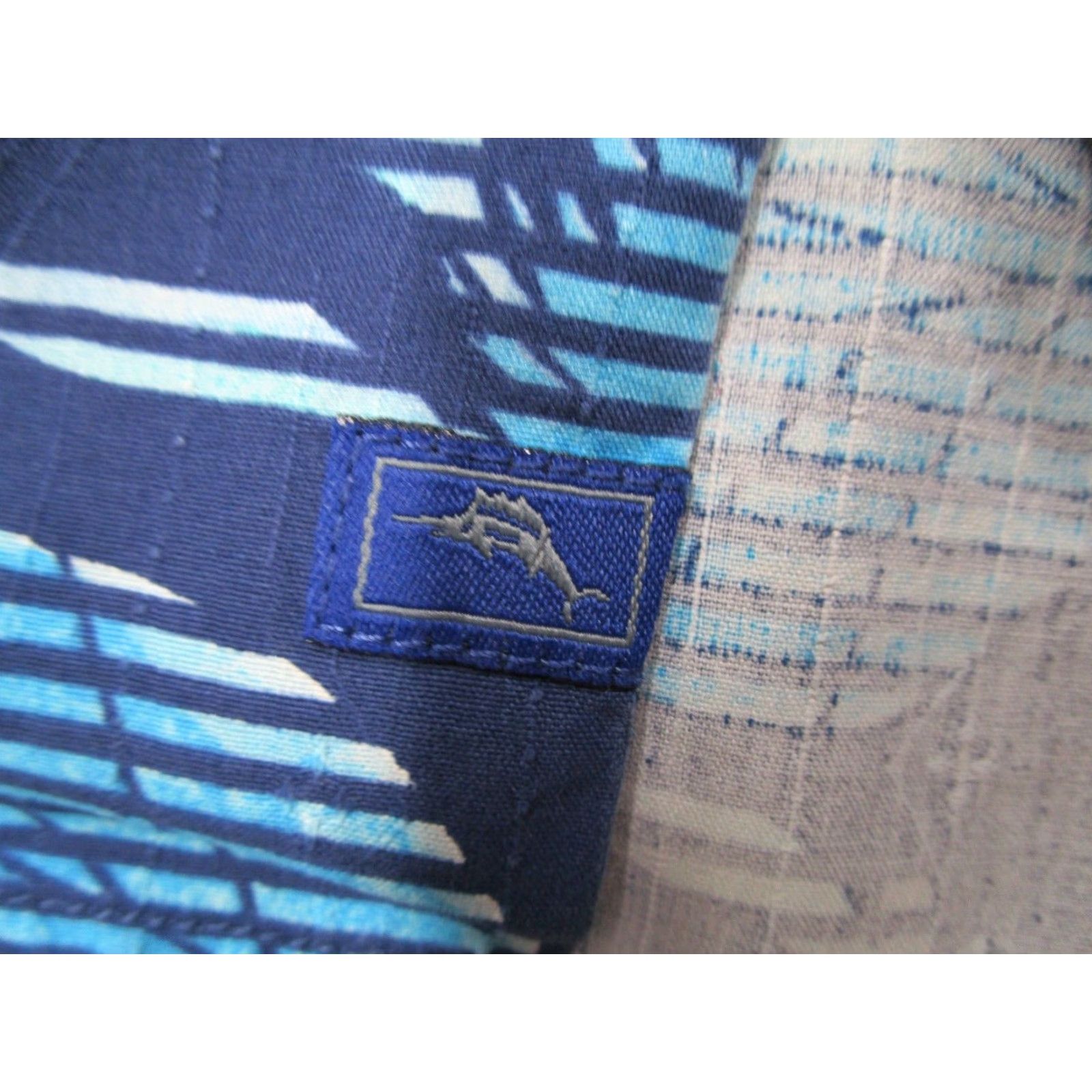 Tommy Bahama Tommy Bahama Shirt Men Extra Large Blue Floral Silk Button Up Hawaiian Tiki Mens Size US XL / EU 56 / 4 - 5 Thumbnail