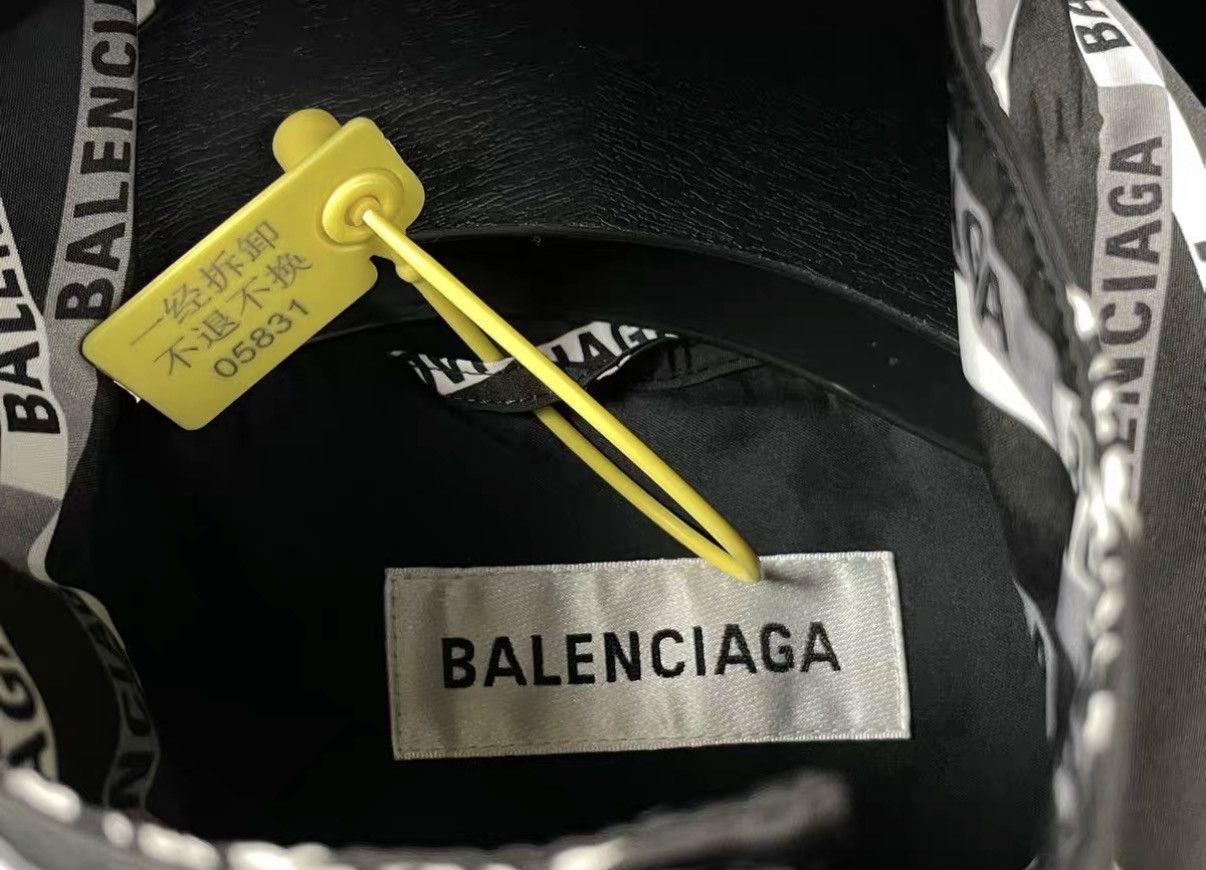 Balenciaga Balenciaga x Kanye YE24 All-Over Print Long Cape Coat J31 Size US S / EU 44-46 / 1 - 5 Thumbnail