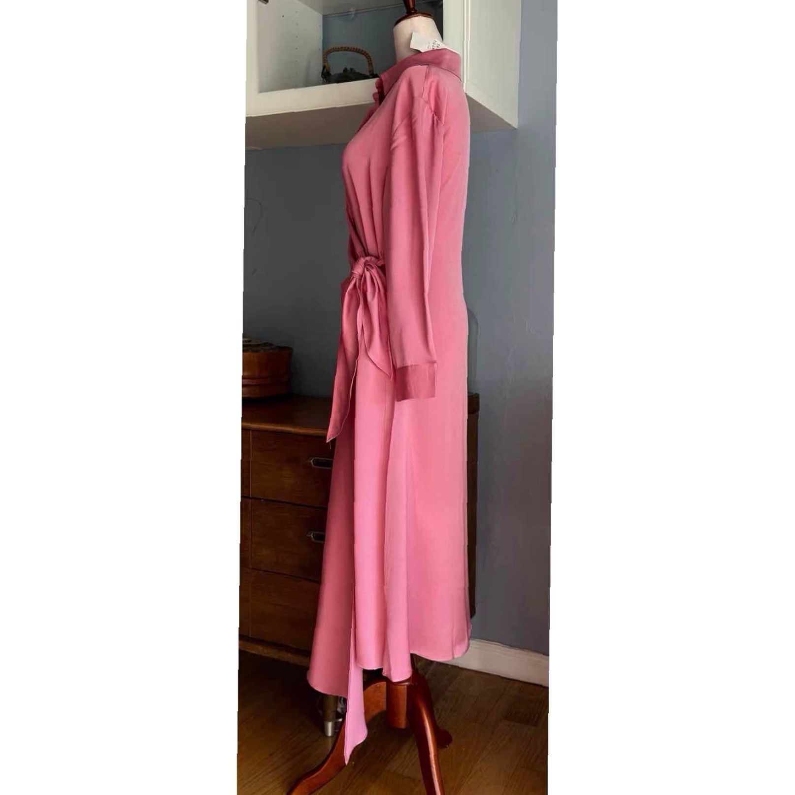 Vintage Taylor Tillman Samantha Pink Wrap Midi Dress Satin XS Women's Midi Dress Satin Size XS / US 0-2 / IT 36-38 - 4 Thumbnail