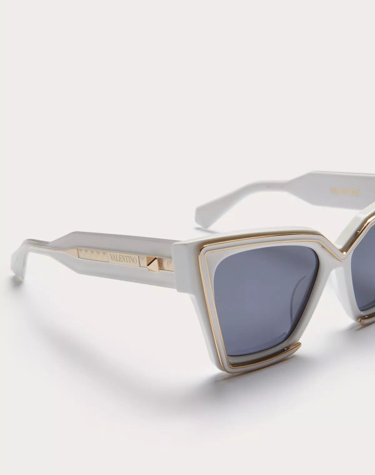 Valentino oc11z0725 Size: 54/ Cateye Acetate Frame in White Size ONE SIZE - 4 Thumbnail