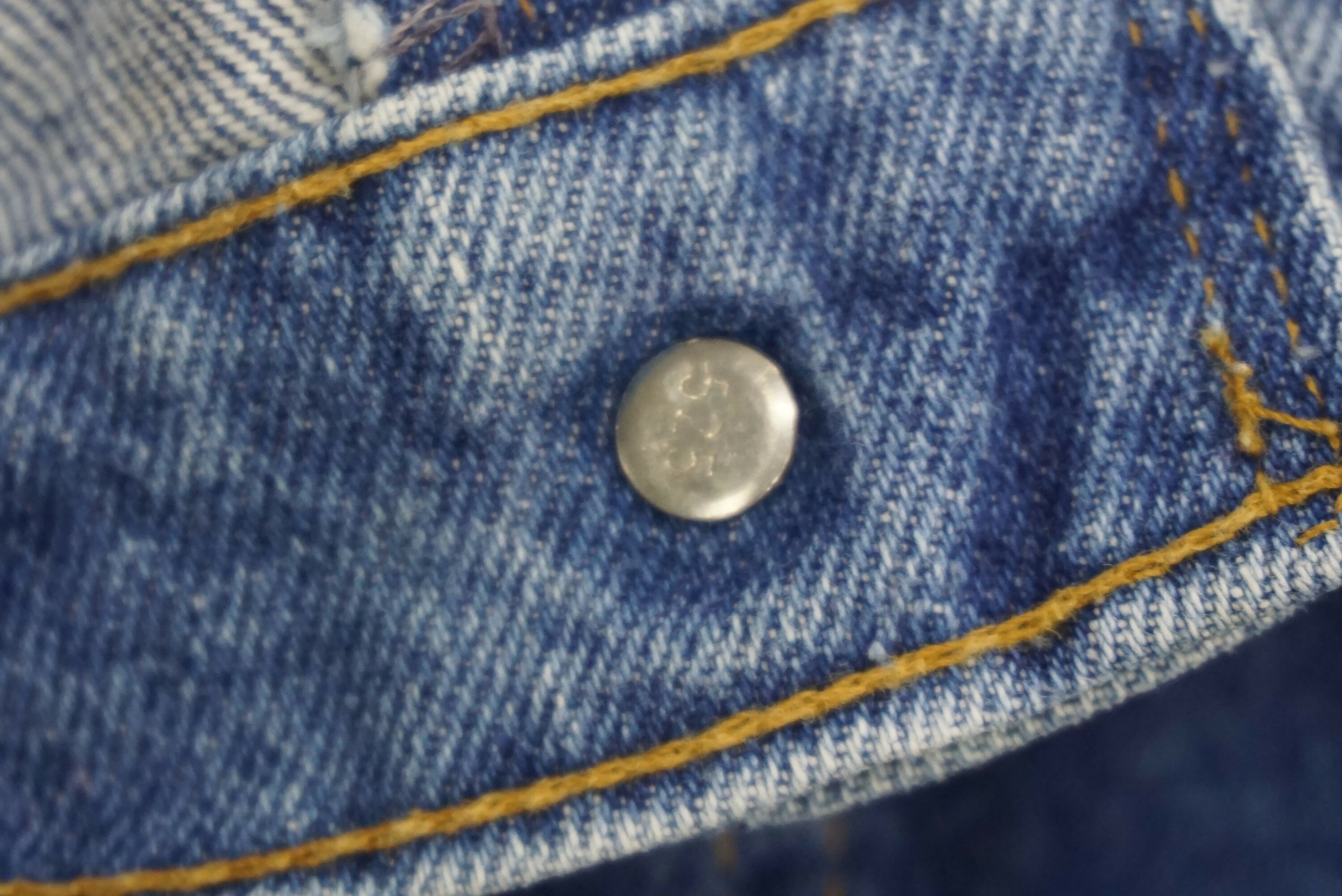 Levi's Vintage Levi's 505-0217 Jeans W32xL30.5 USA Distressed Denim Size US 32 / EU 48 - 11 Thumbnail