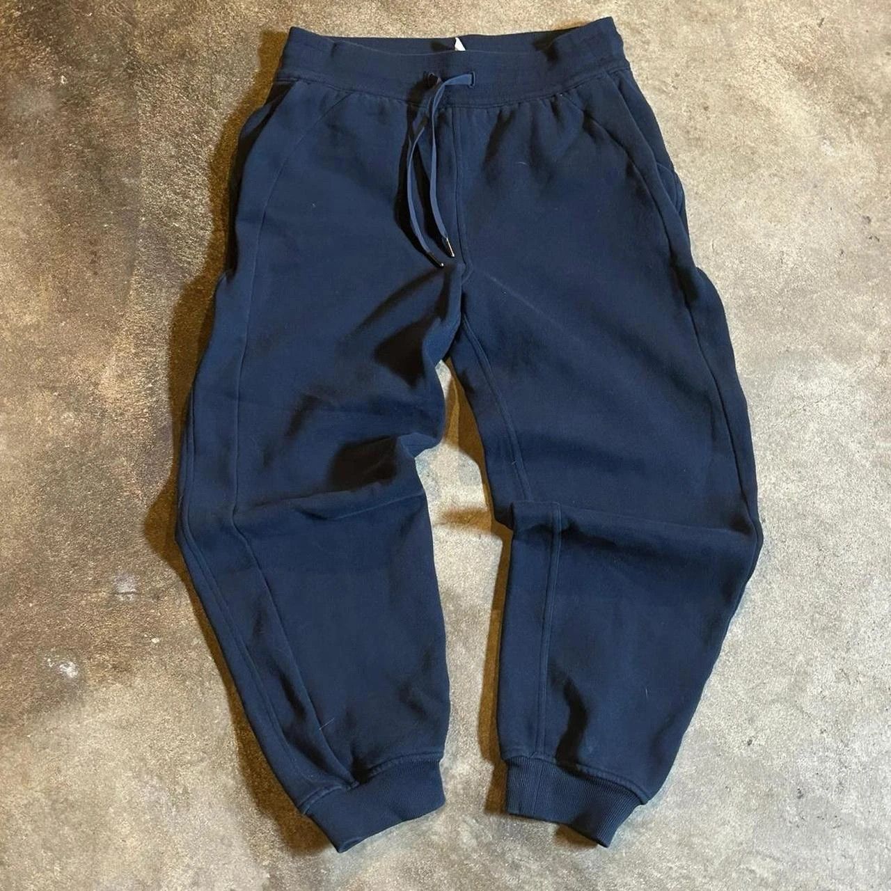 Lululemon Men’s lululemon beach sweat pants Size US 35 - 3 Thumbnail