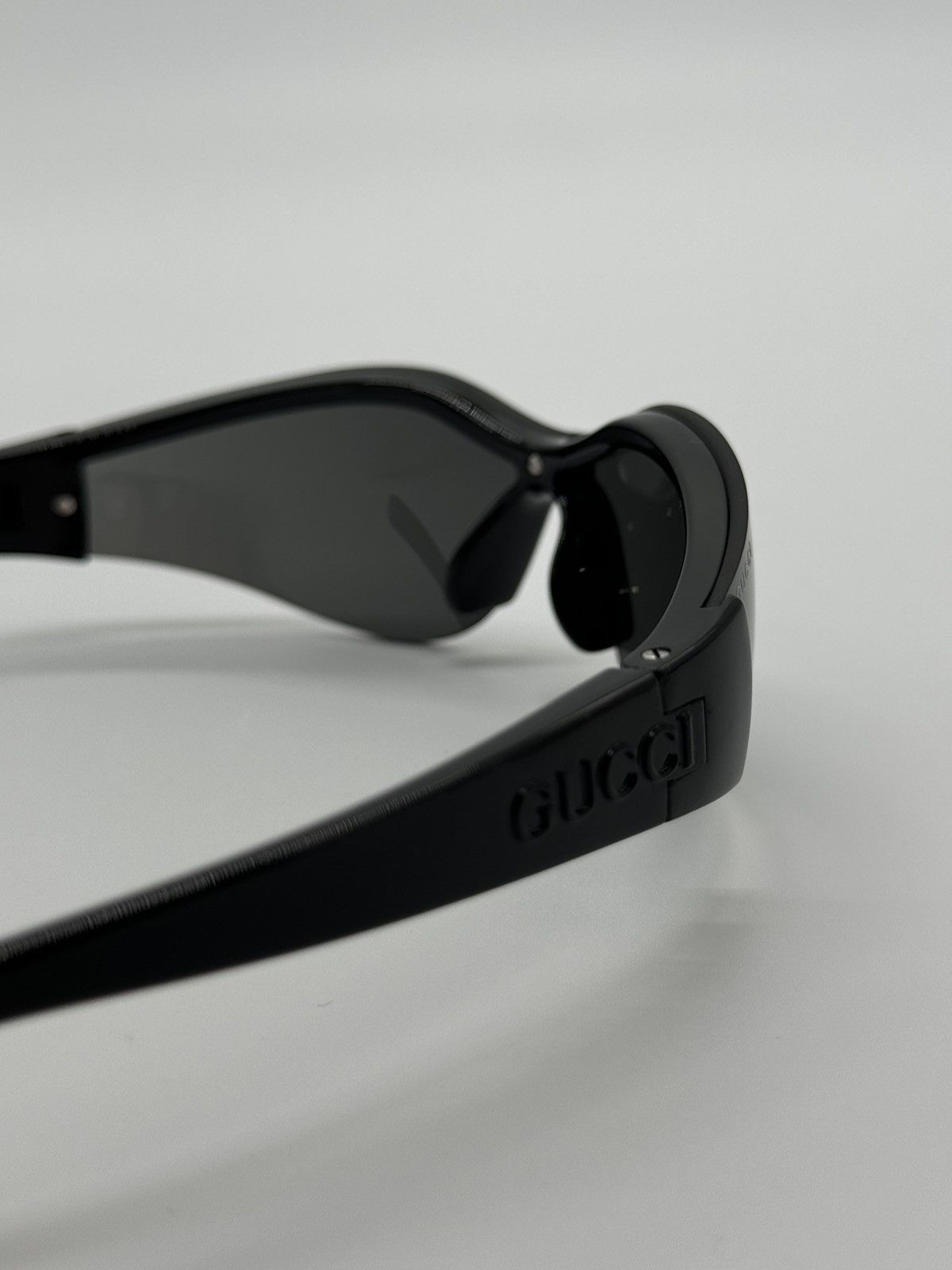 Gucci NEW GUCCI GG1651S 001 MASK HALF RIM BLACK WOMEN SUNGLASSES Size ONE SIZE - 9 Thumbnail