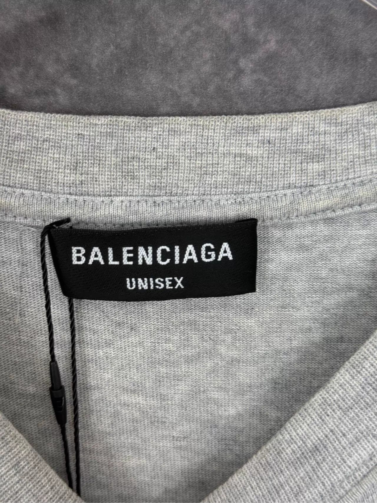Balenciaga Balenciaga Rainbow Print Short Sleeve Tee XS Size US XS / EU 42 / 0 - 3 Thumbnail