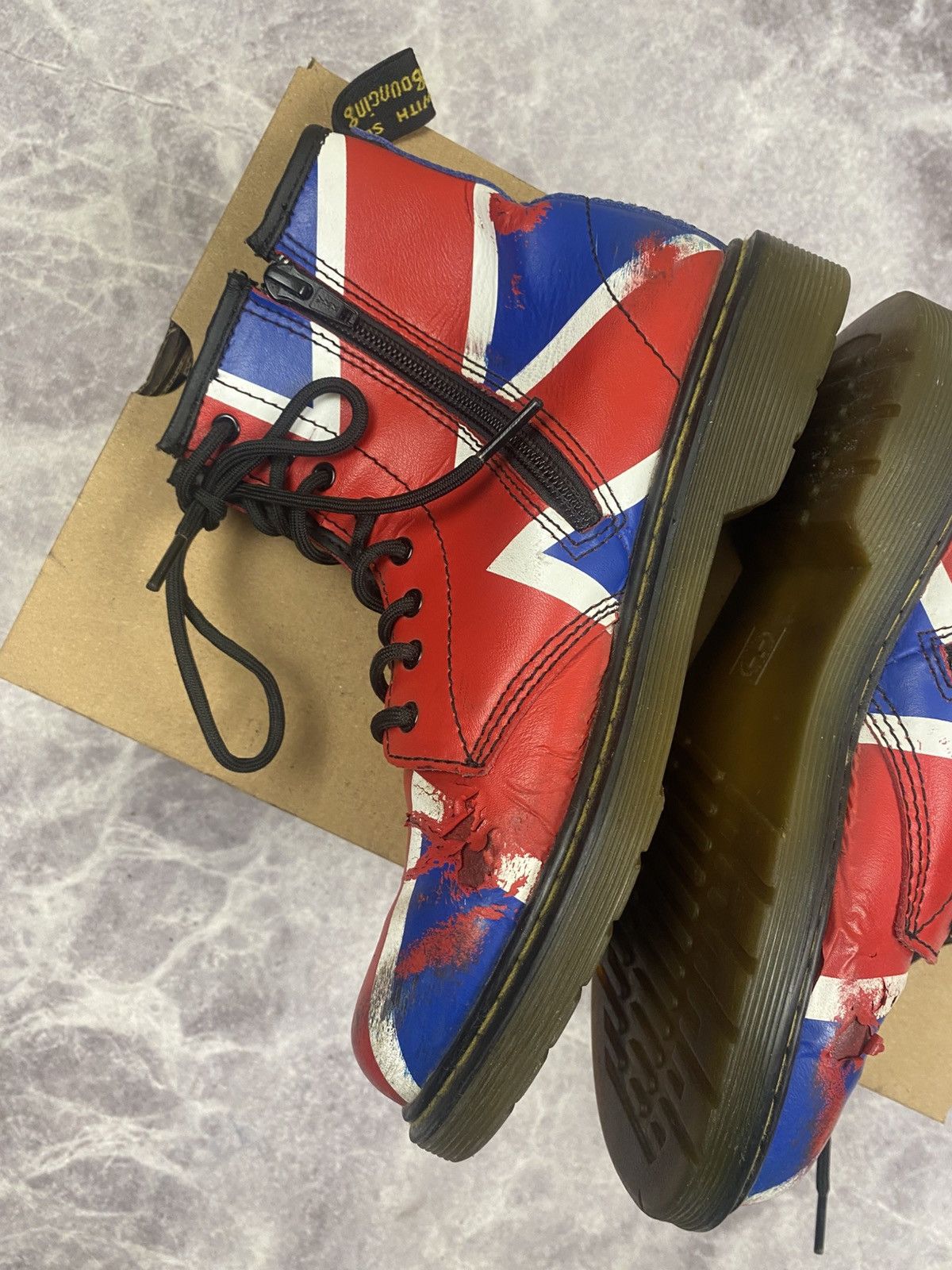 Dr. Martens Dr.Martens British Flag Rare Boots Y2K Size US 6 / IT 36 - 11 Thumbnail