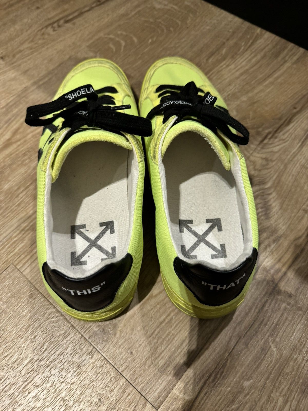 Off-White Fluo Yellow Offwhite 1.0 Size US 10 / EU 43 - 5 Thumbnail