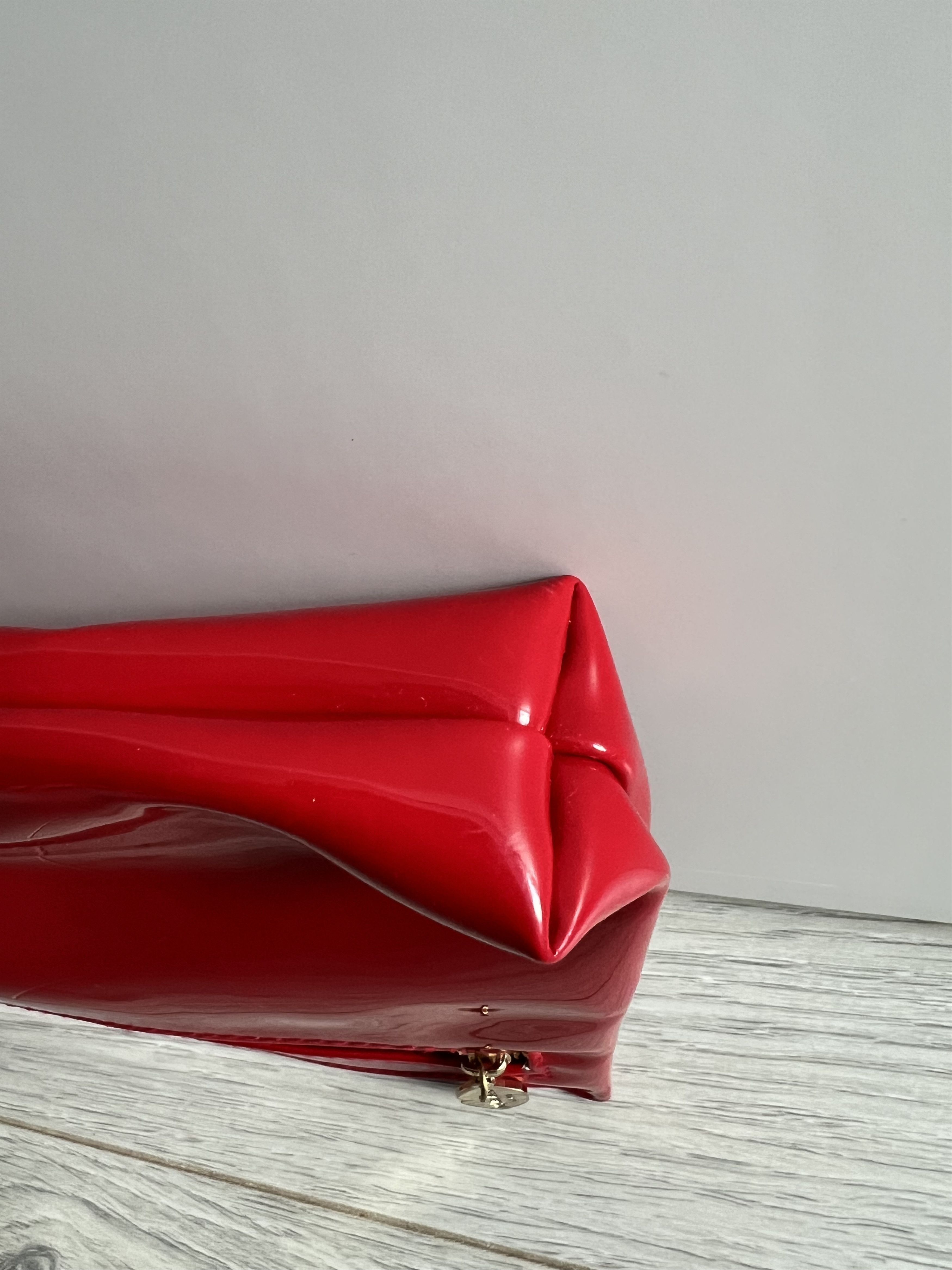 Yves Saint Laurent YSL Yves Saint Laurent Beaute Cosmetic Bag Size ONE SIZE - 7 Thumbnail