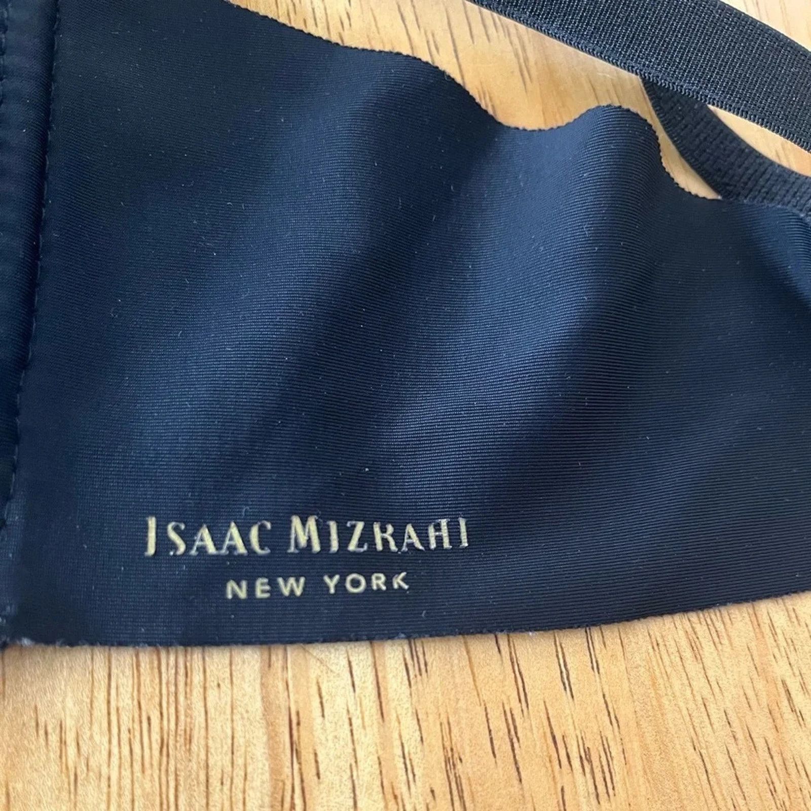 Isaac Mizrahi Isaac Mizrahi New York bra, size 36B. Size ONE SIZE - 2 Thumbnail