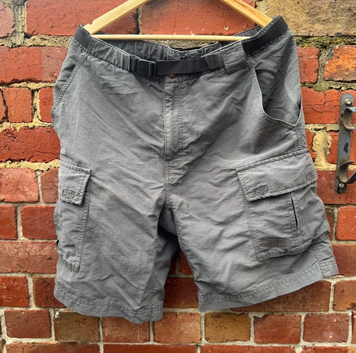 The North Face North Face Grey Tactical Shorts Size US 36 / EU 52 - 1 Thumbnail