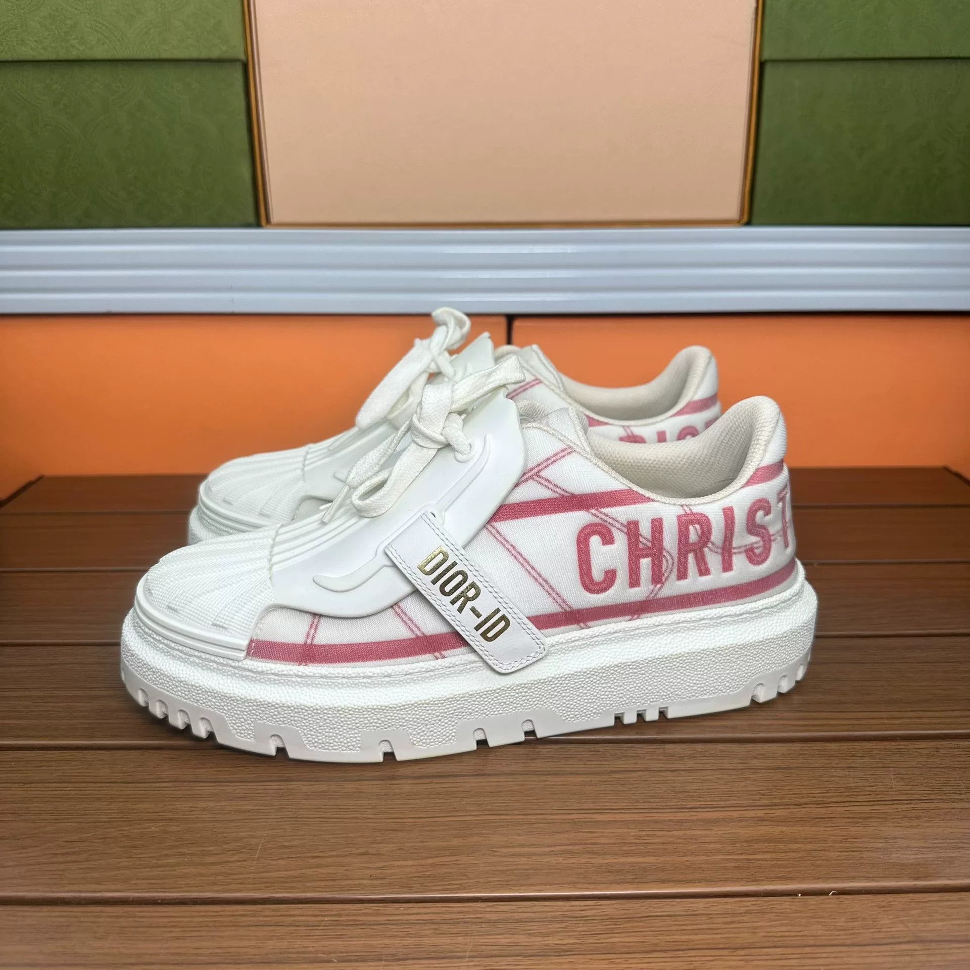 Dior Dior Pink Lowtop Sneakers it_37 Women Size US 7 / IT 37 - 1 Thumbnail