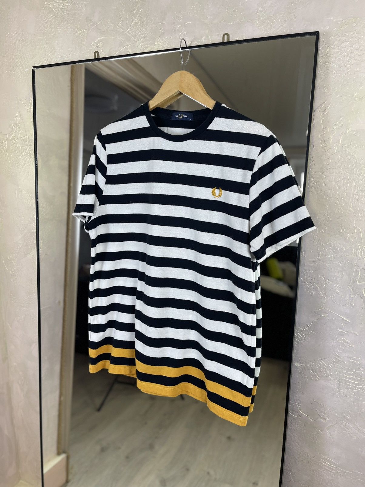 Fred Perry Fred Perry Navy Striped Piqué Tee | Iconic Mod Style Size US L / EU 52-54 / 3 - 1 Thumbnail