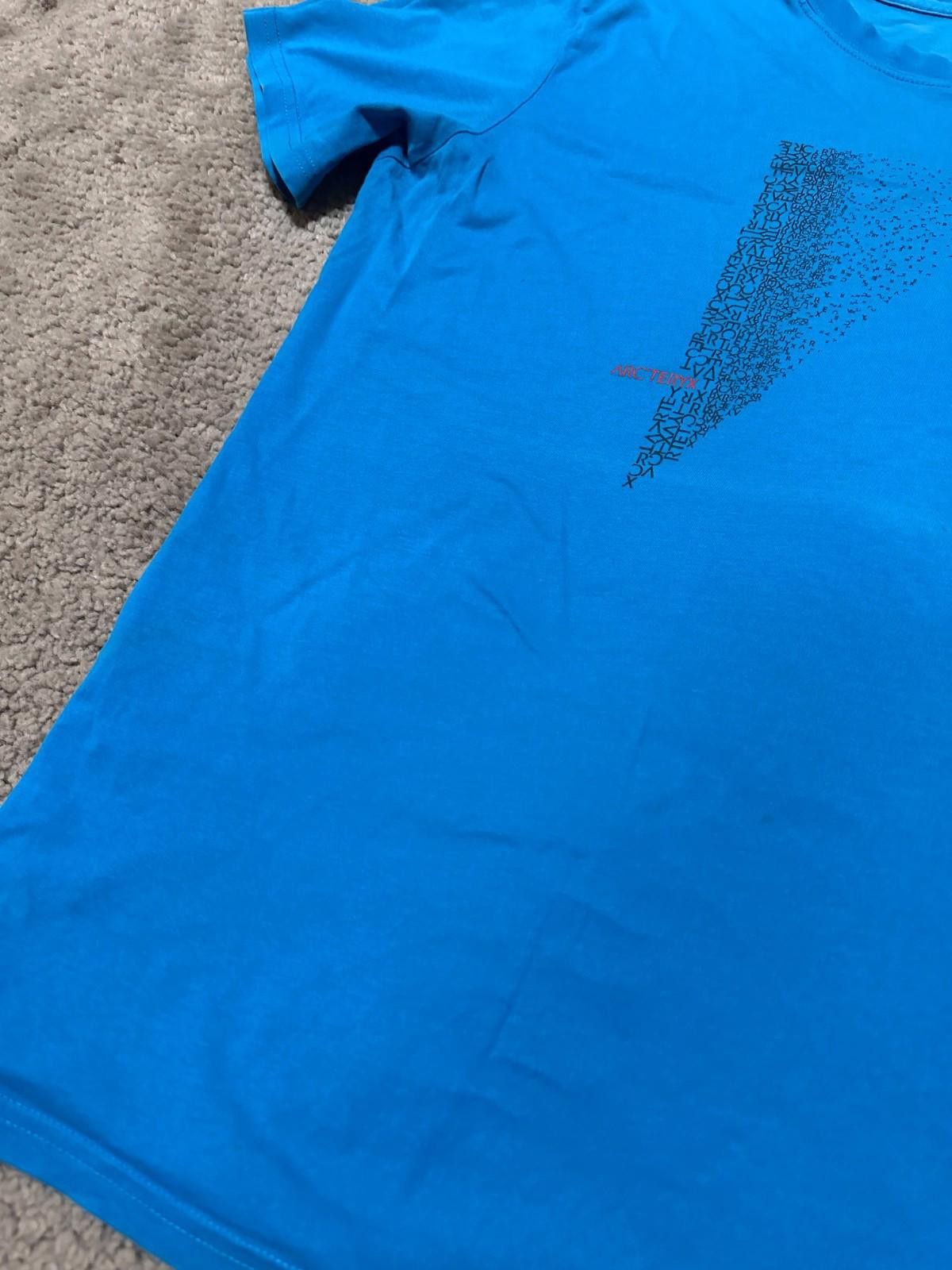Arc'teryx Arc'Teryx blue graphic tee letters scramble Sz M Size US M / EU 48-50 / 2 - 4 Thumbnail