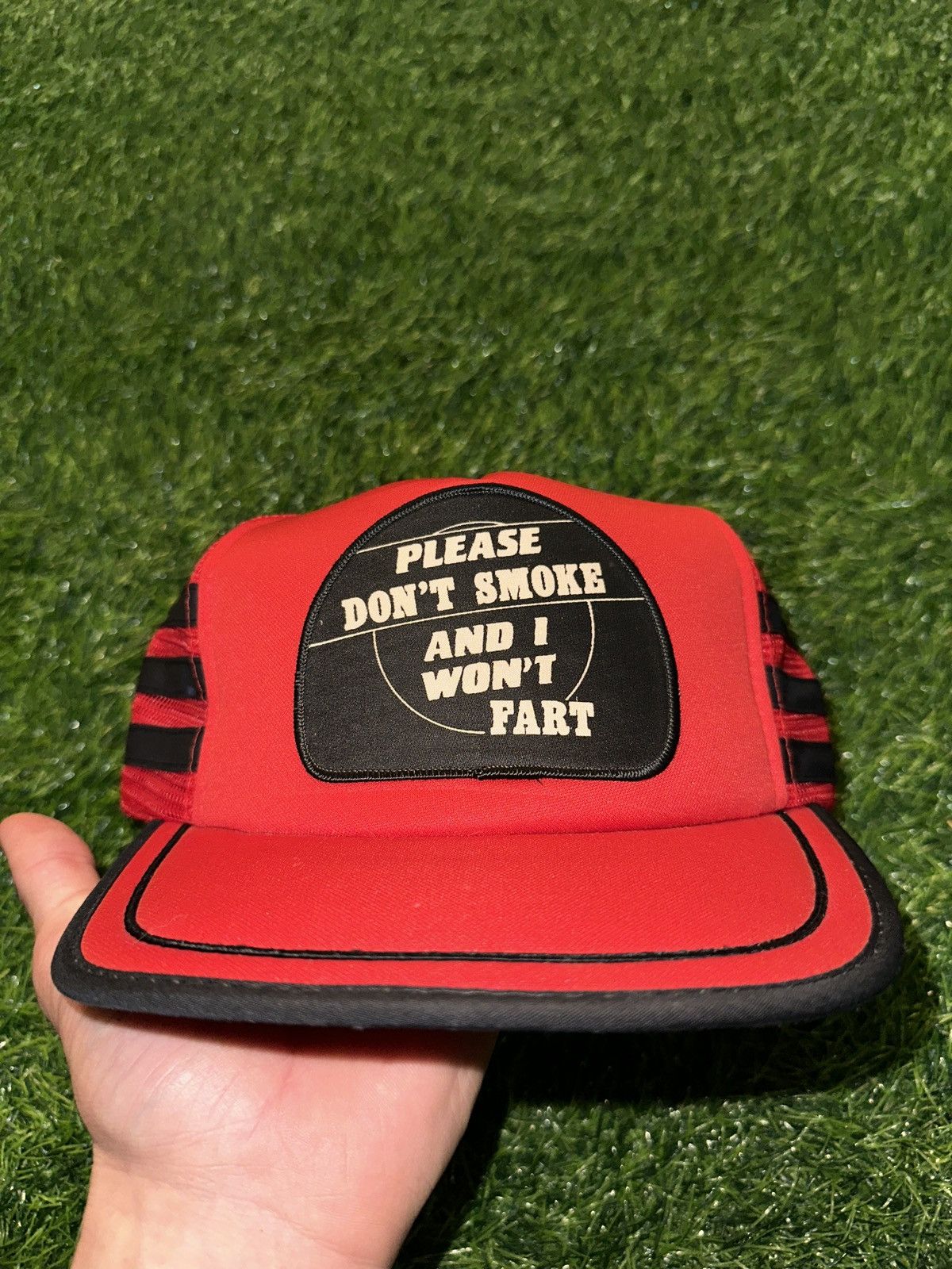 Vintage Vintage please dont smoke and i wont fart funny trucker hat Size ONE SIZE - 2 Thumbnail