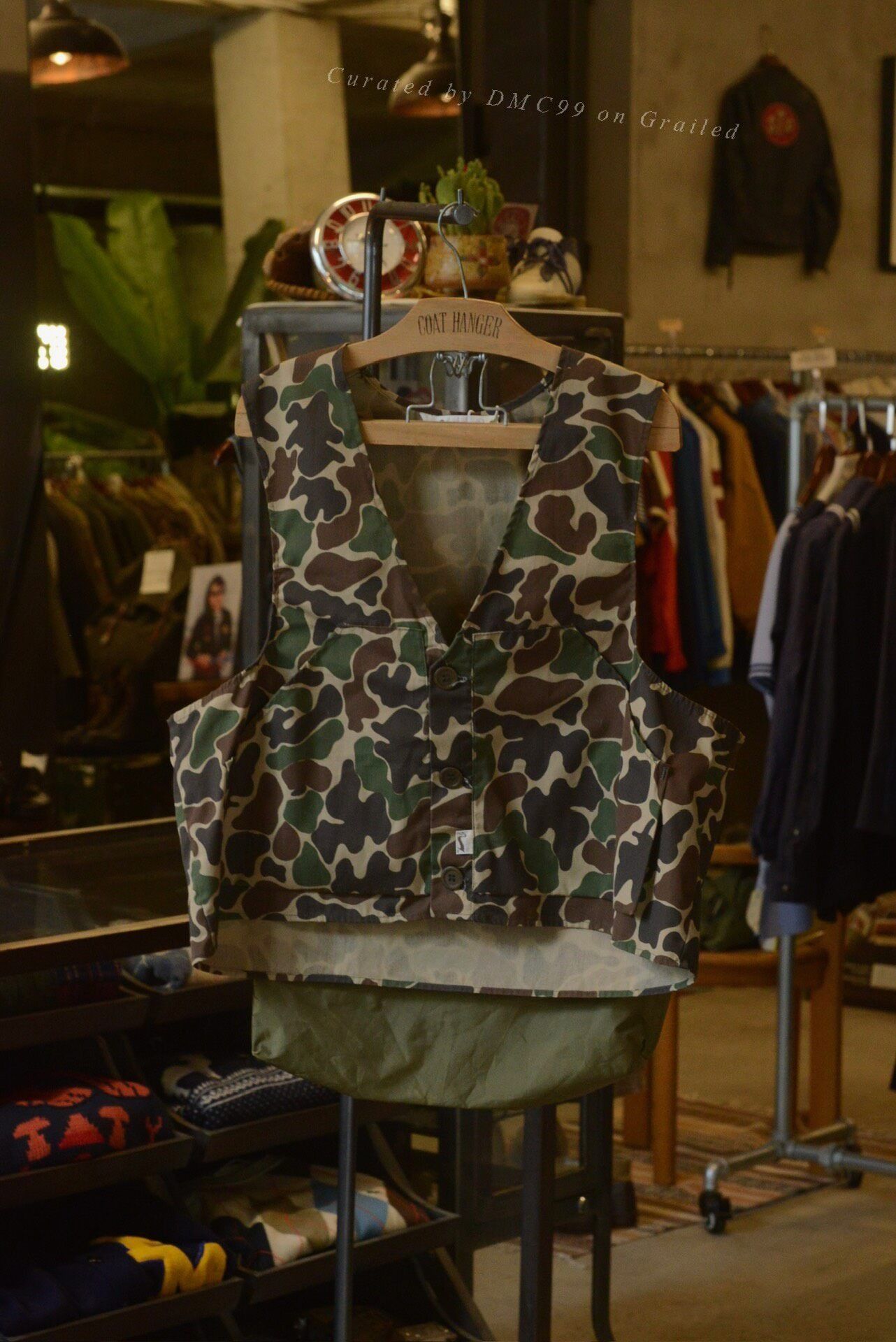 Duckworth Duxbak 1980s Camo Hunting Vest Size US L / EU 52-54 / 3 - 1 Thumbnail