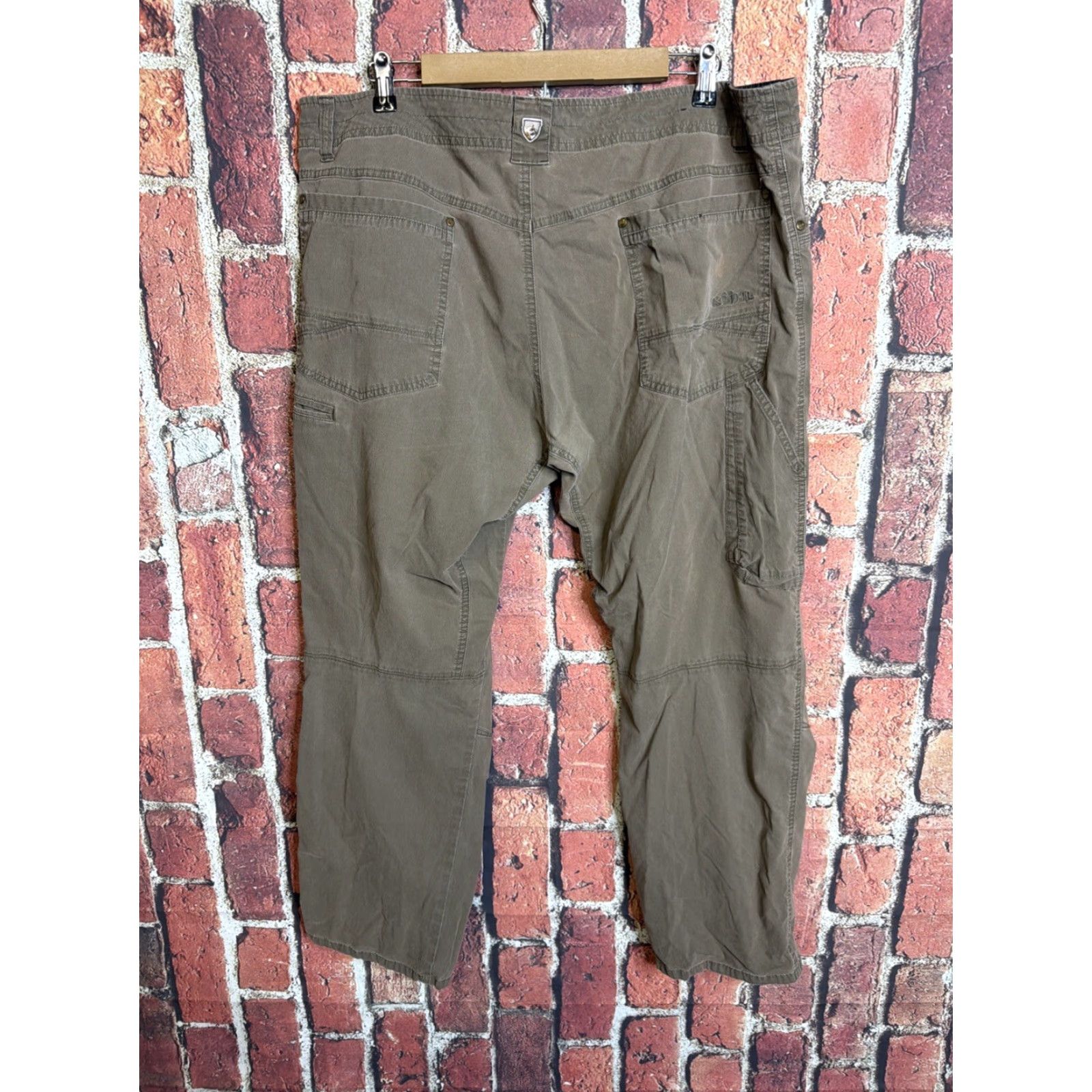 Vintage KÜHL Rydr Pants Men's 40x30 Vintage Green 98% Cotton 2% Spandex Carpenter Inseam 30 Front Flat Front Patina Dye N/A Size US 40 / EU 56 - 6 Thumbnail