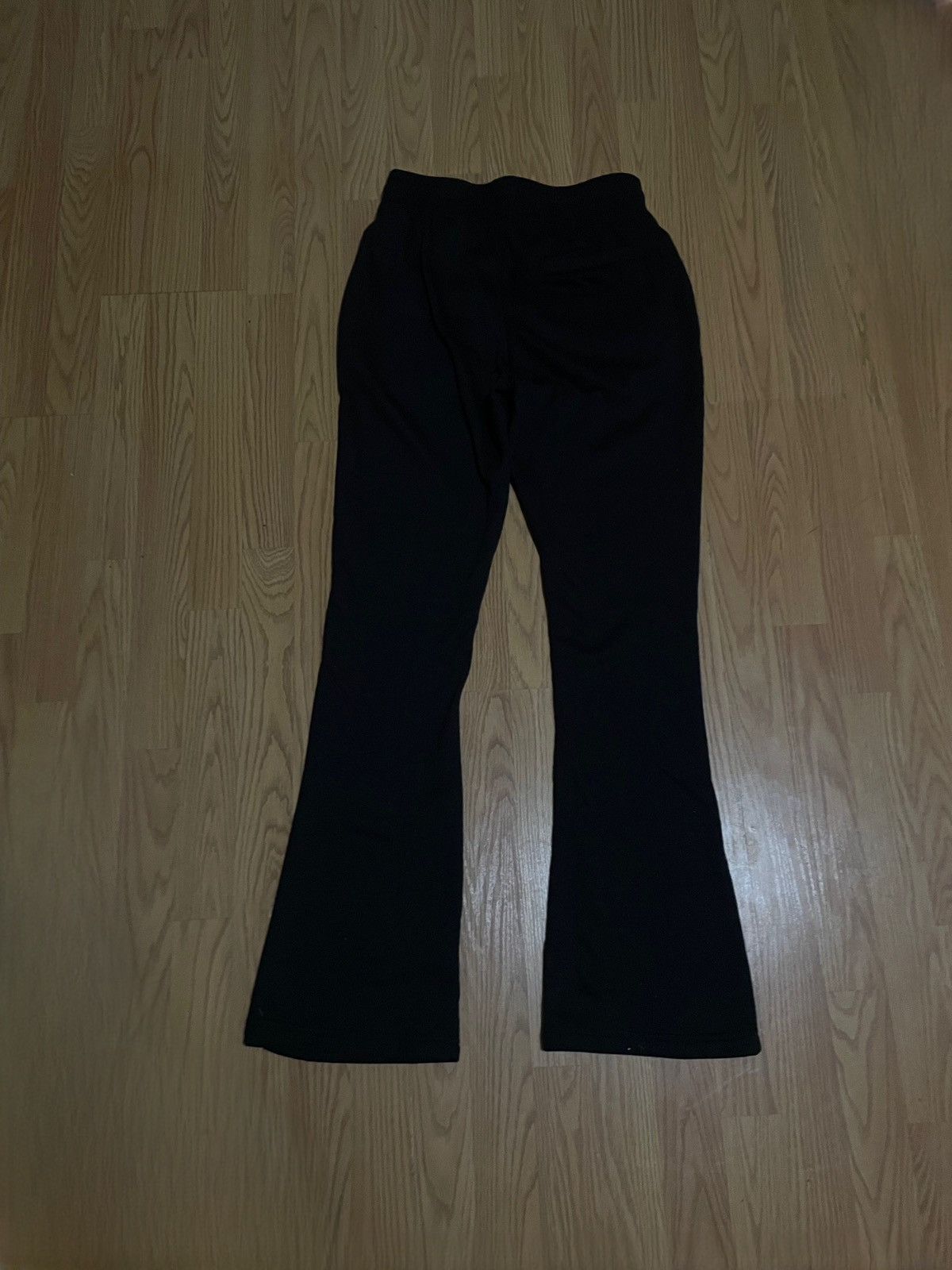 Other Black Flared Sweats Size US 28 / EU 44 - 2 Thumbnail