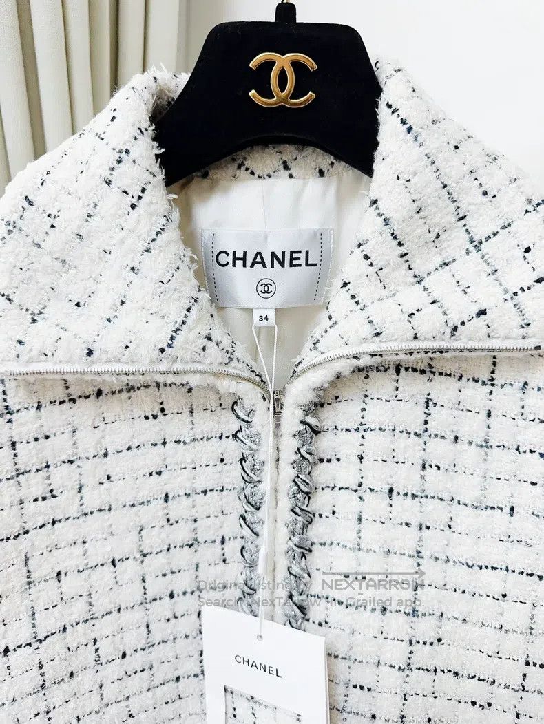 Chanel Chanel 21B black and white colour block plaid silver rolle Size XXS / US 00 / IT 34 - 5 Thumbnail