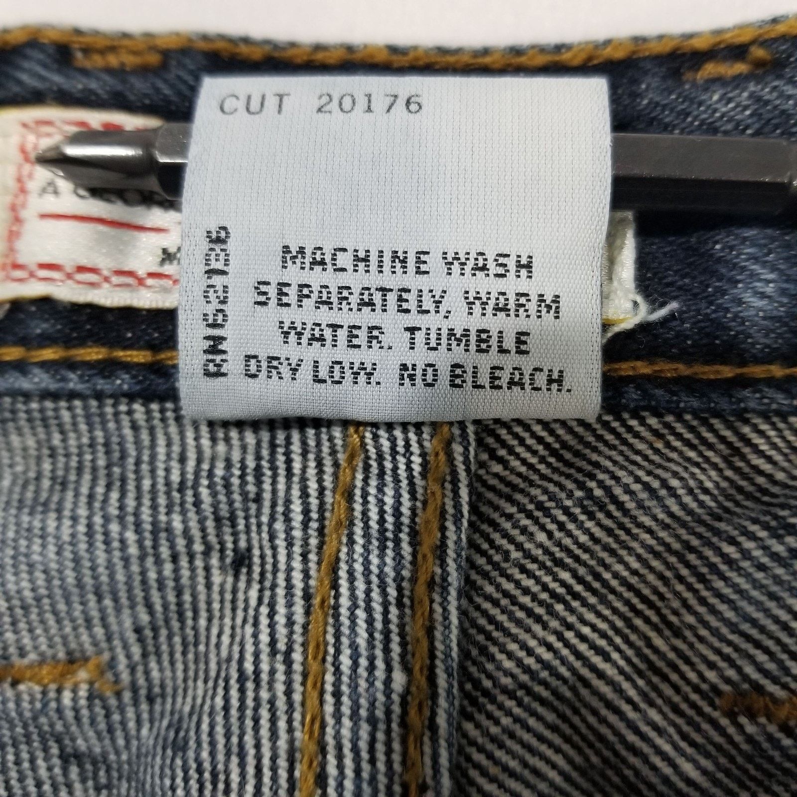 Guess Vintage Guess Jeans Womens 31 Blue Denim Made in USA 26050 Size 31" - 5 Thumbnail