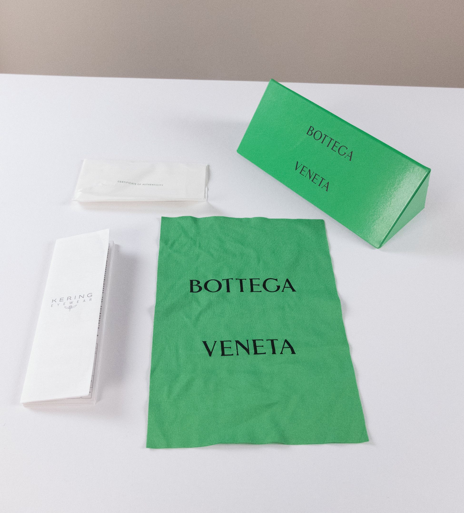 Bottega Veneta BOTTEGA VENETA black green square acetate sunglasses BV1233S Size ONE SIZE - 12 Thumbnail