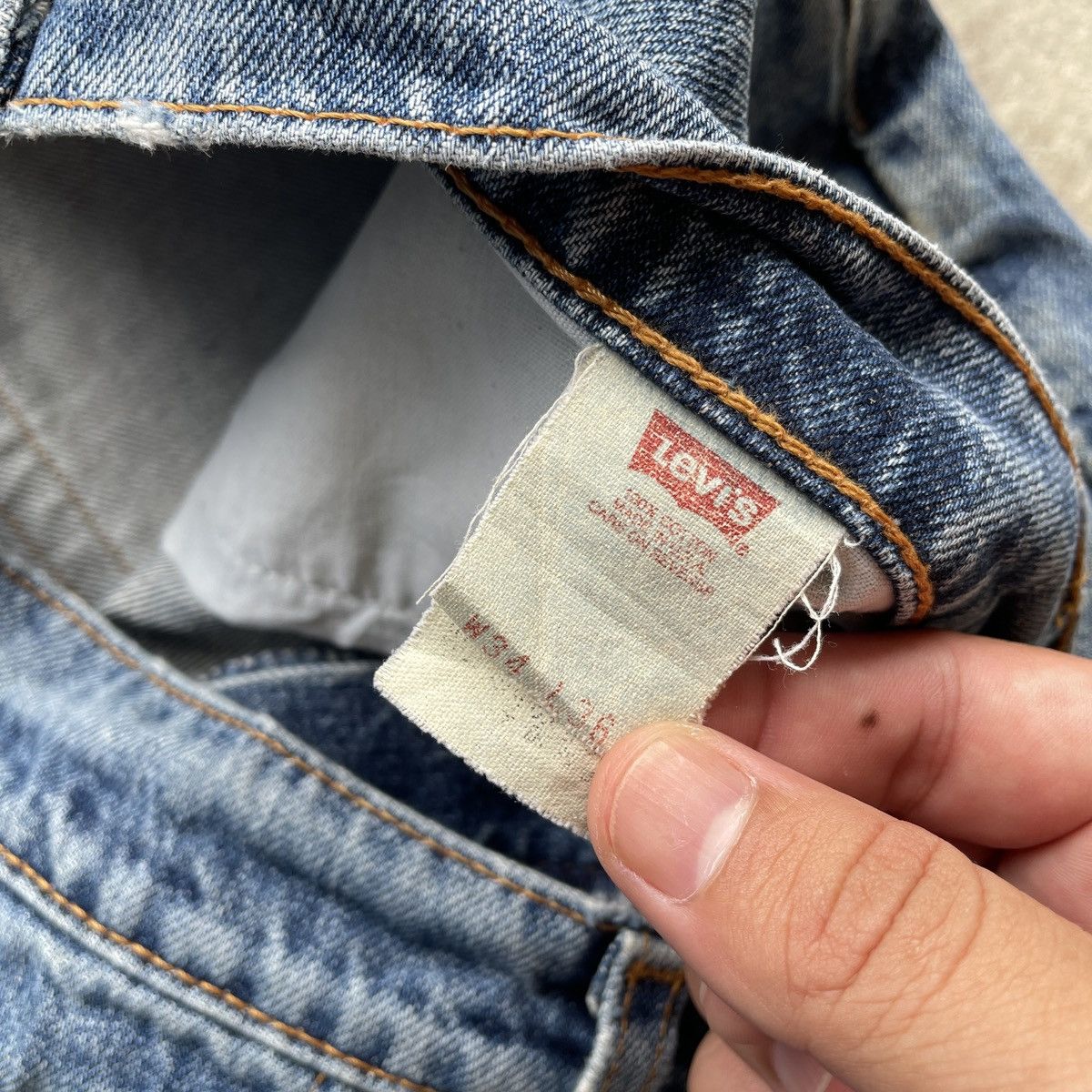 Jean × Levi's Vintage Clothing × Vintage Vintage Levi’s 519 Distressed Jeans Denim Pants Faded W32x29 Size US 32 / EU 48 - 9 Thumbnail