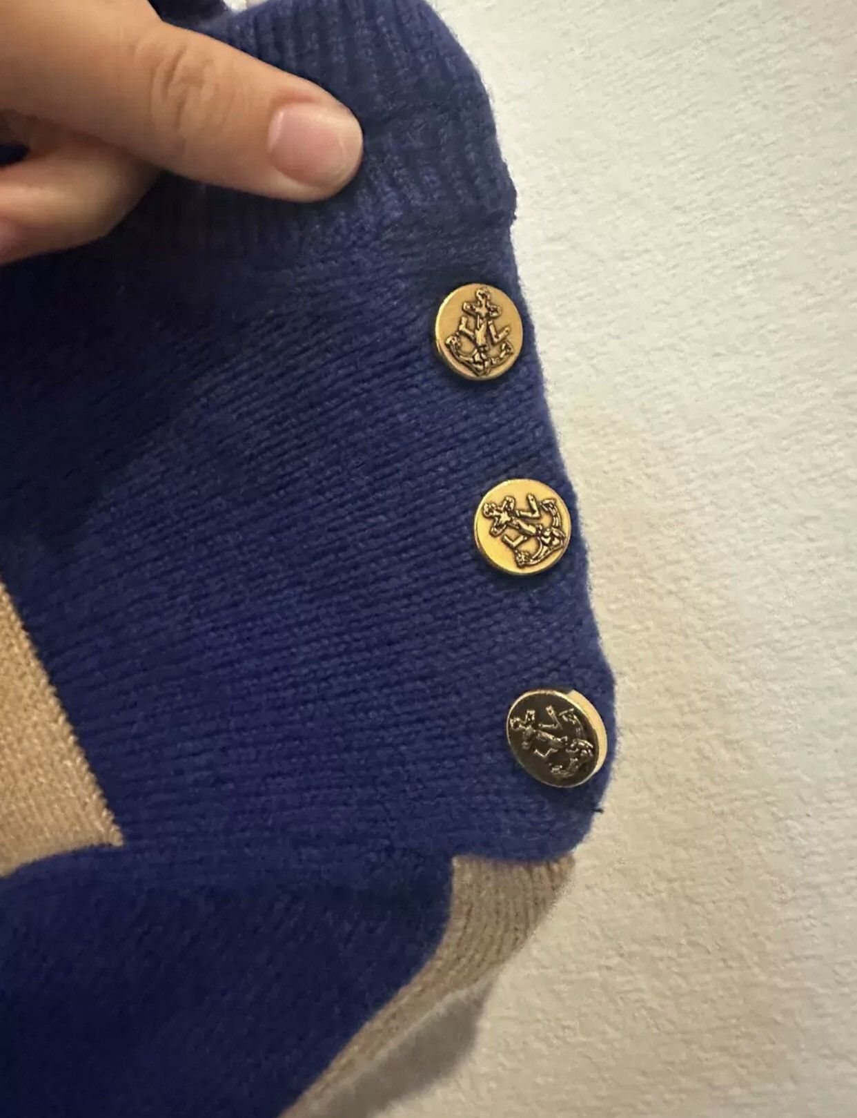 Louis Vuitton Louis Vuitton 100% pure cashmere sweater 2412-Nextarrow Size US S / EU 44-46 / 1 - 3 Thumbnail