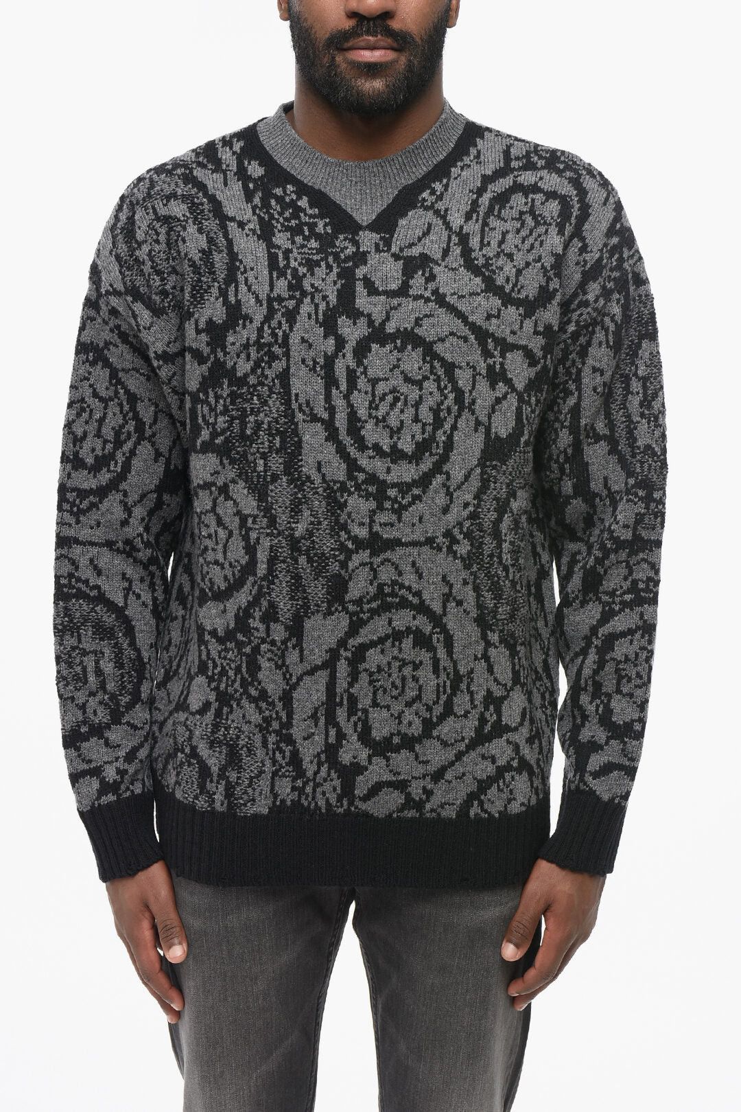 Versace og1mm0426 Virgin Wool Crewneck Sweater in Grey Size US L / EU 52-54 / 3 - 1 Thumbnail