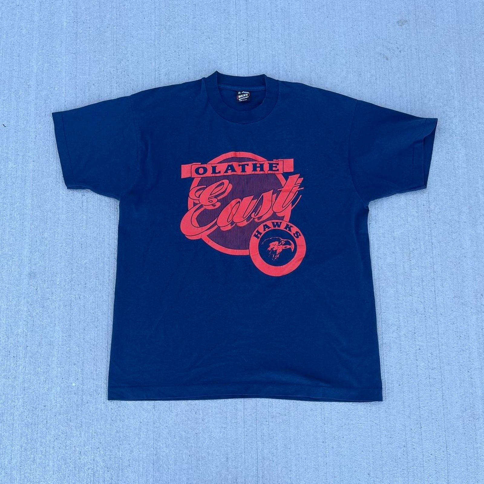 Fruit Of The Loom Vintage olathe east graphic tshirt Size US XL / EU 56 / 4 - 1 Thumbnail