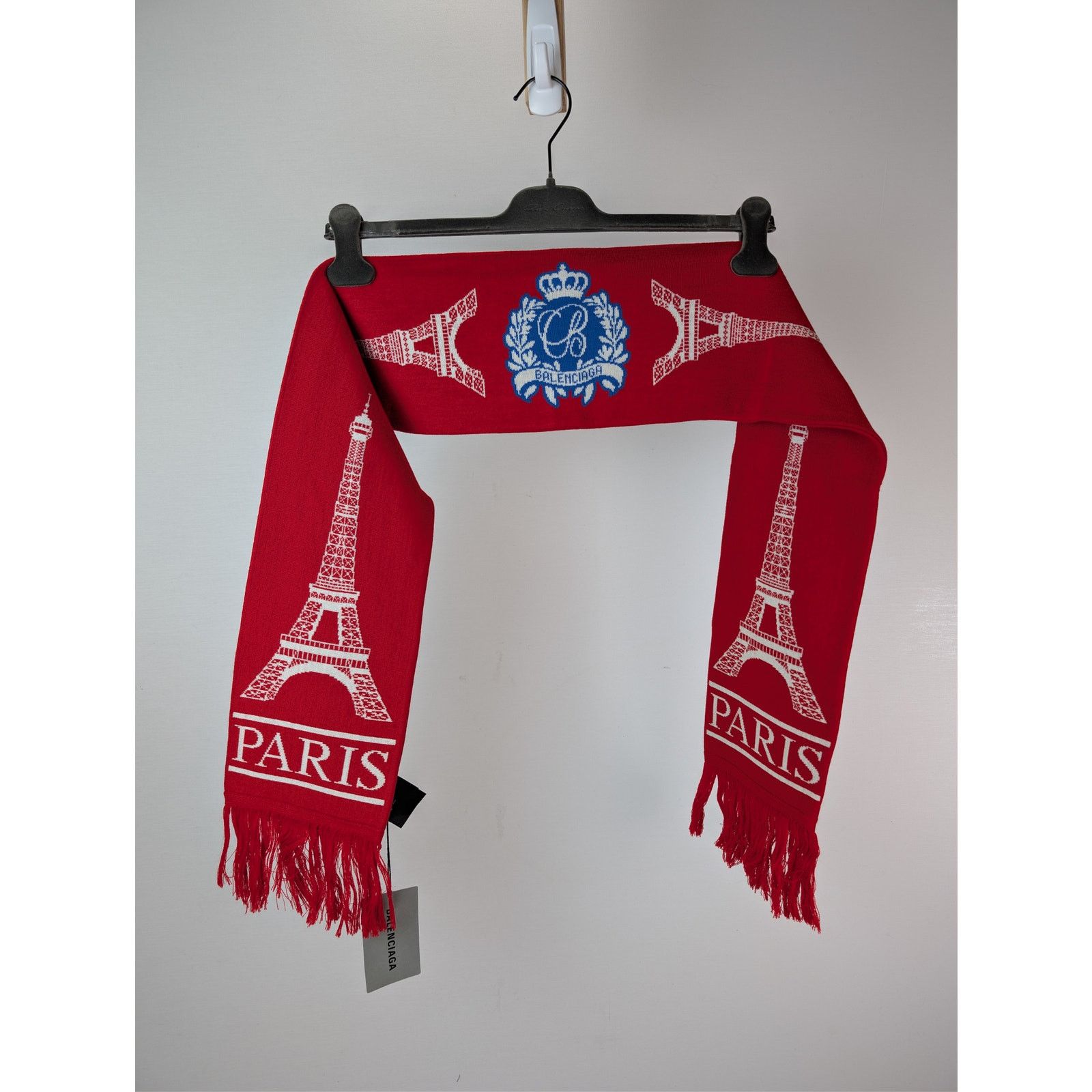 Balenciaga o1rshd1 Size: OS / Q:2 / Football Scarf in Red/White Size ONE SIZE - 2 Thumbnail