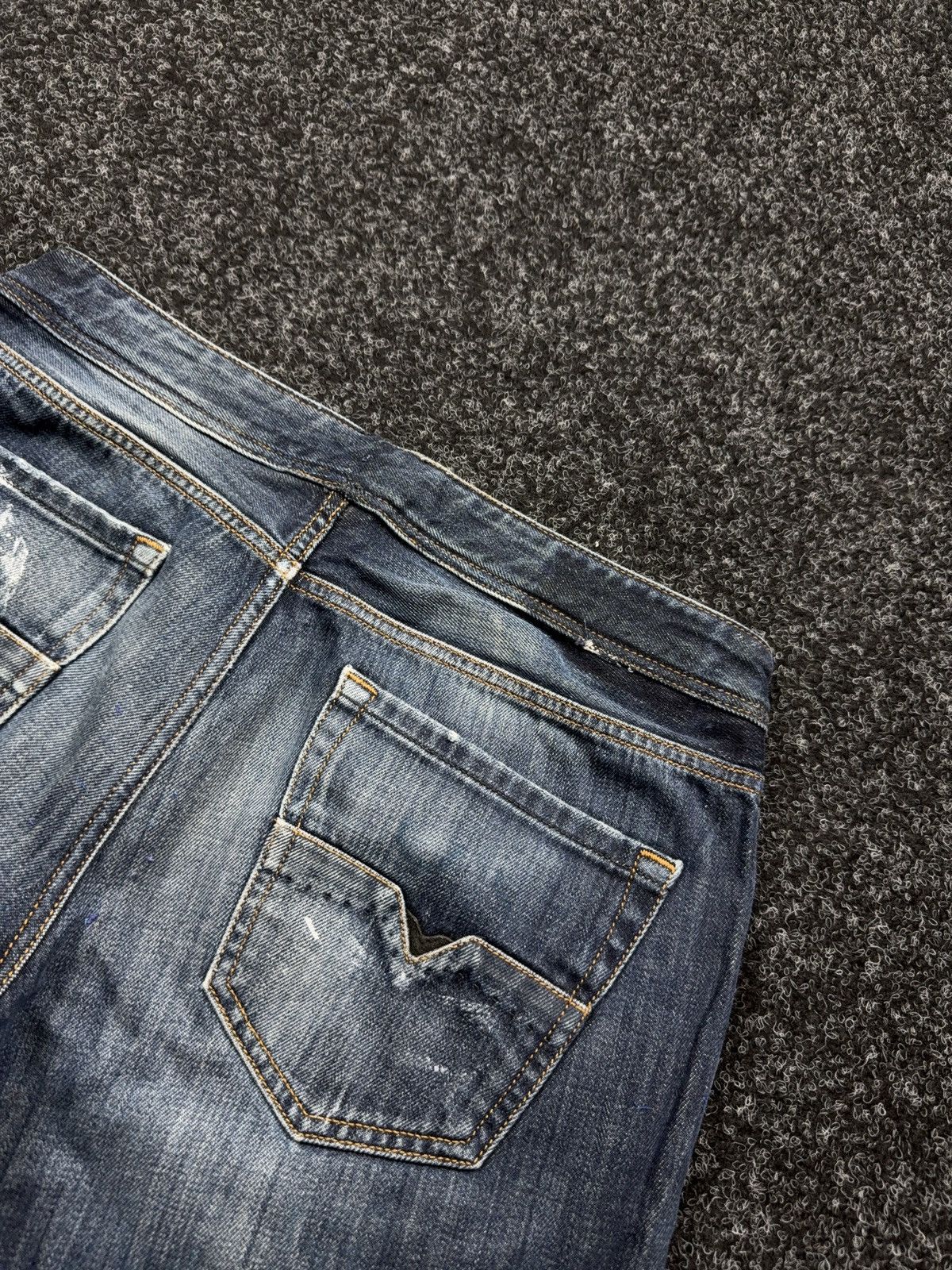 Diesel 00s Diesel Larkee Distressed Punk Custom Painted Y2K Jeans Size US 31 - 19 Thumbnail