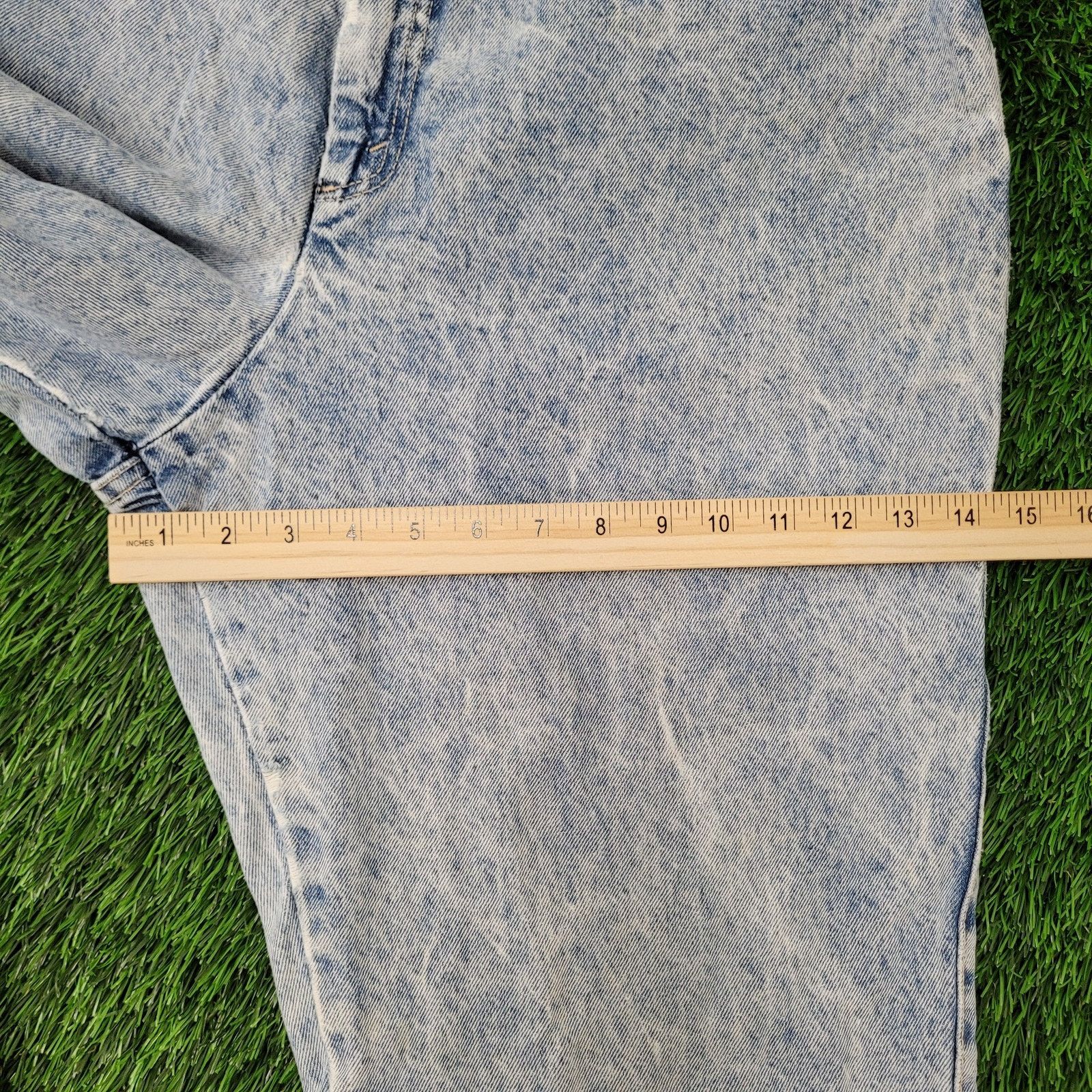 Levi's Vintage LEVIS 573 Tapered Jeans Womens 16/18 34x31 Acid-Wash Size 40" / US 18 - 21 Thumbnail