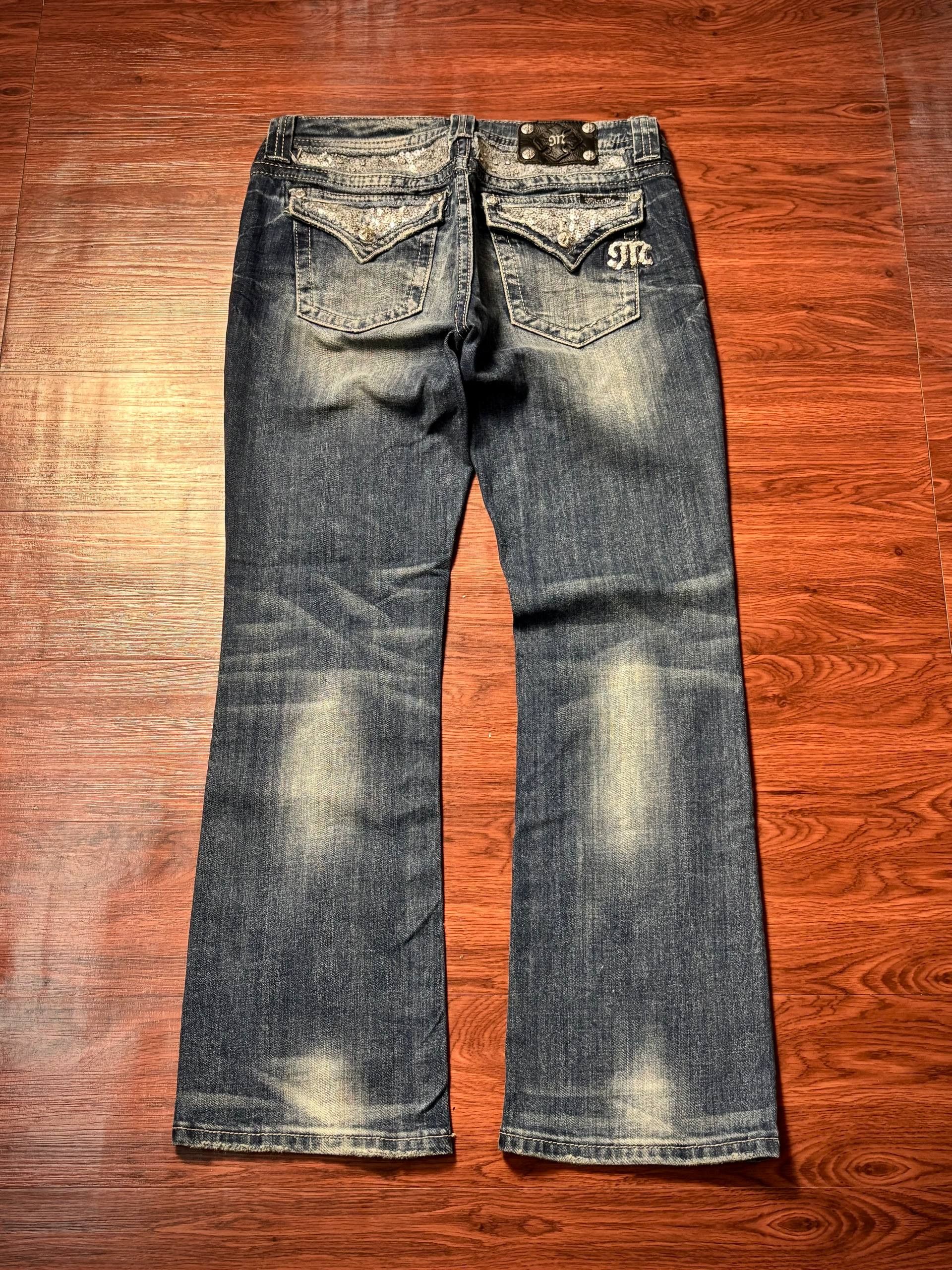 Miss Me Vintage Y2K Miss Me Blink Flap Pocket Bootcut Jeans Distress Size 32" / US 10 / IT 46 - 1 Thumbnail