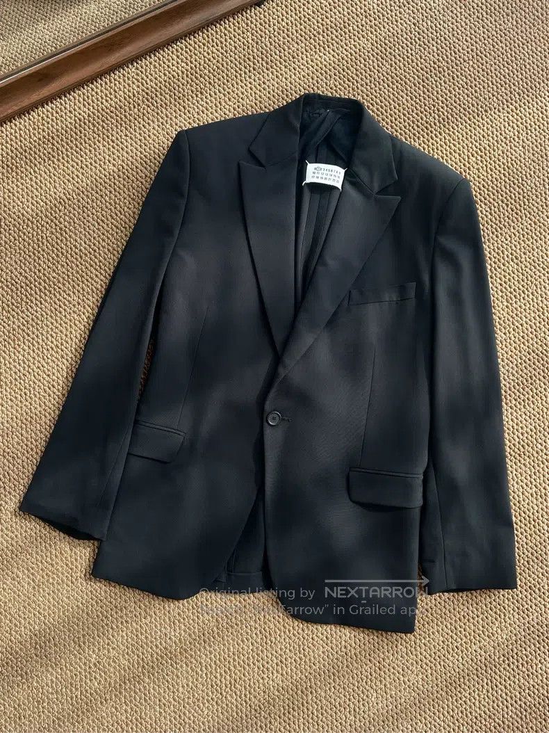 Maison Margiela Maison Margiela Classic lapel waisted suit jacket Size XS / US 0-2 / IT 36-38 - 1 Thumbnail
