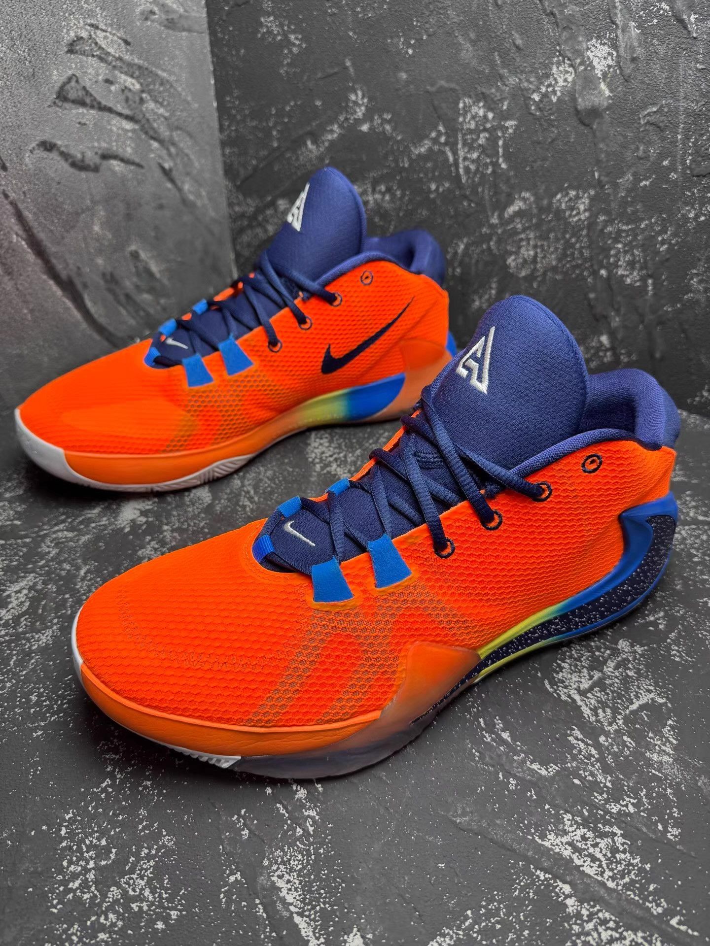 Nike Nike Zoom Freak 1 Blue Orange Q10 Size US 10.5 / EU 43-44 - 1 Thumbnail