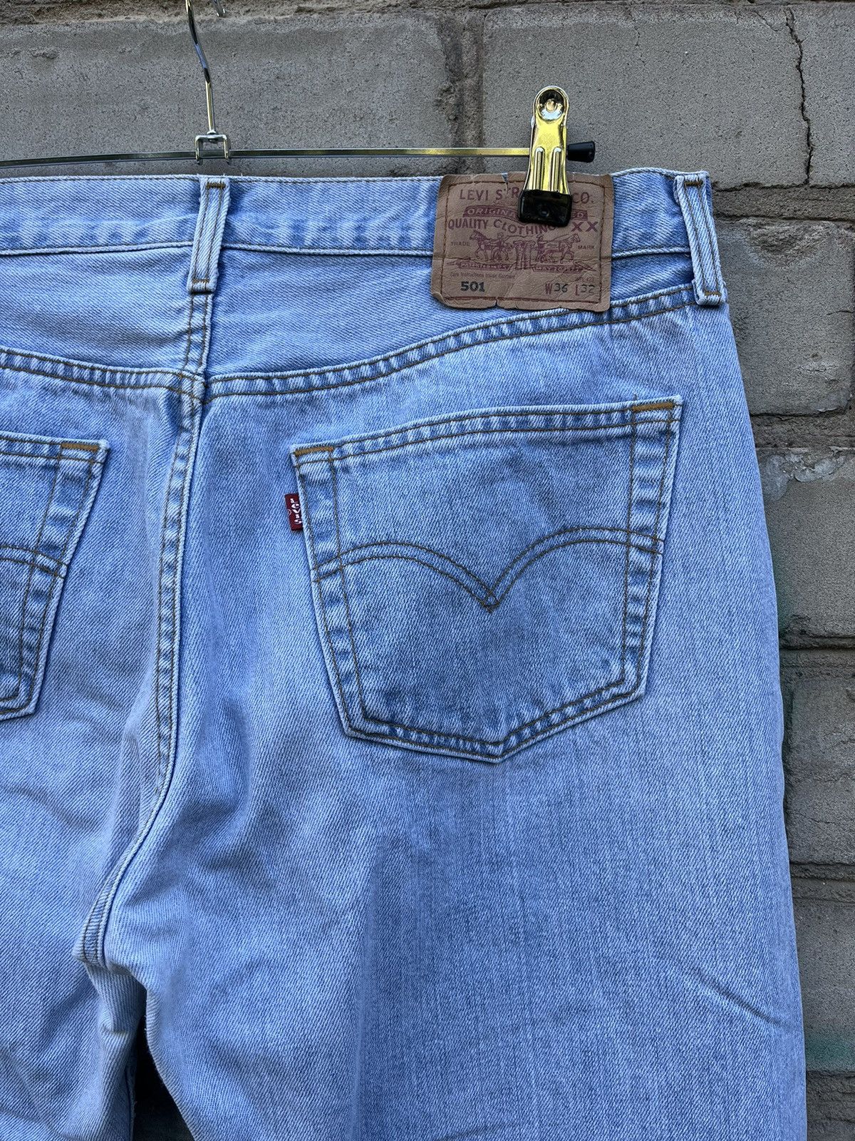 Levi's Vintage Levi’s 501 Blue Stonewashed Regular Fit Button Jeans Size US 36 / EU 52 - 7 Thumbnail