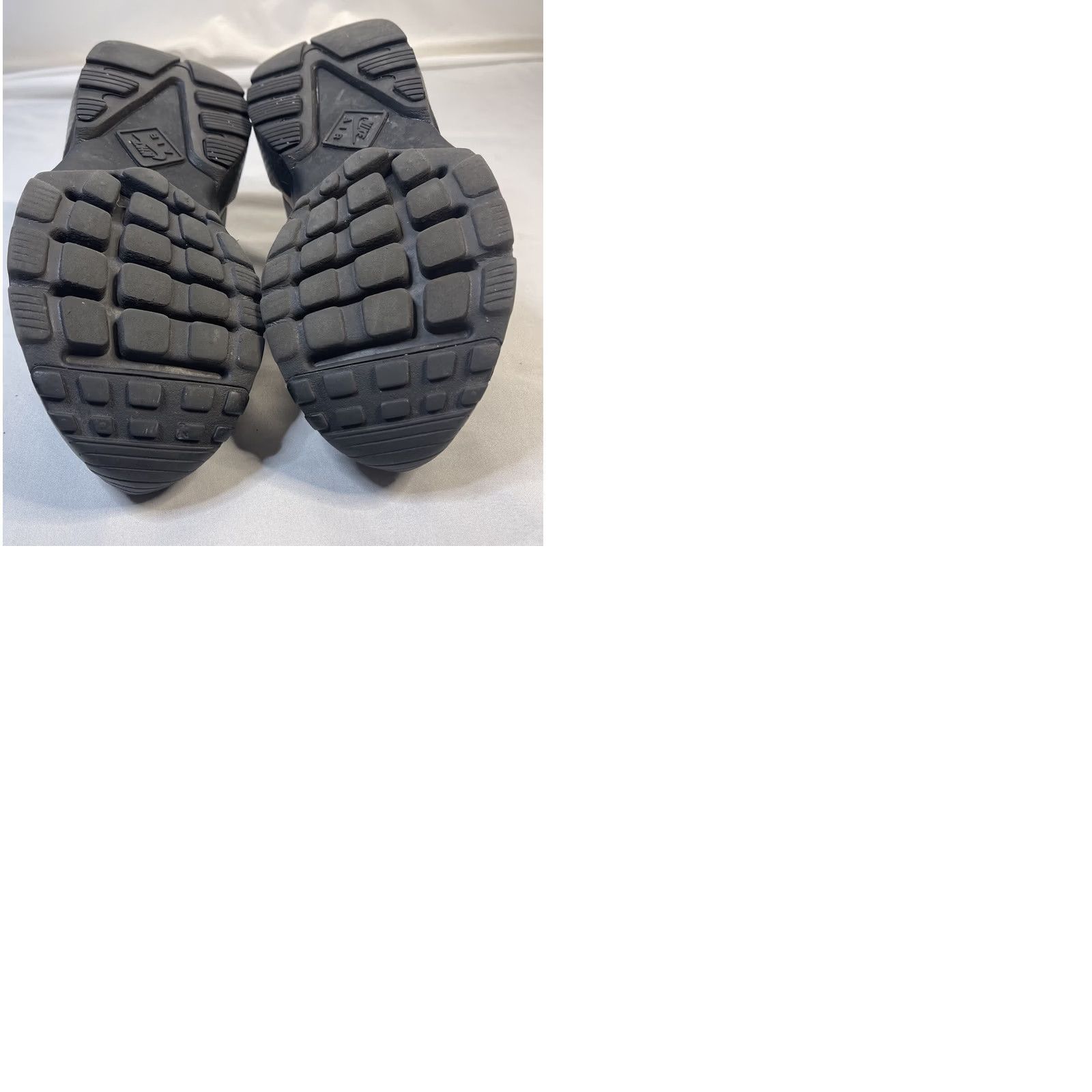 Nike Nike Air Women’s Huarache City Low Top Triple Black AH6804-003 Shoes 6.5 US Women’s Sneaker Athletic Casual Workwear Size M / US 6-8 / IT 42-44 - 9 Thumbnail