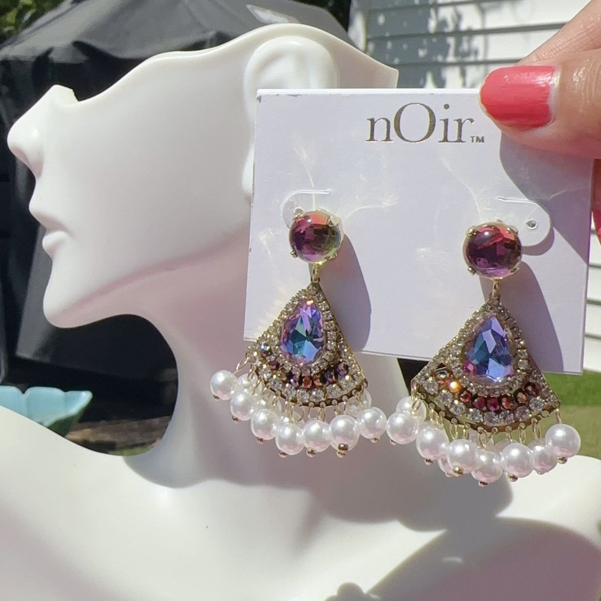 Designer Noir gold tone tear drop colorful reflective triangle pearls Size ONE SIZE - 1 Thumbnail