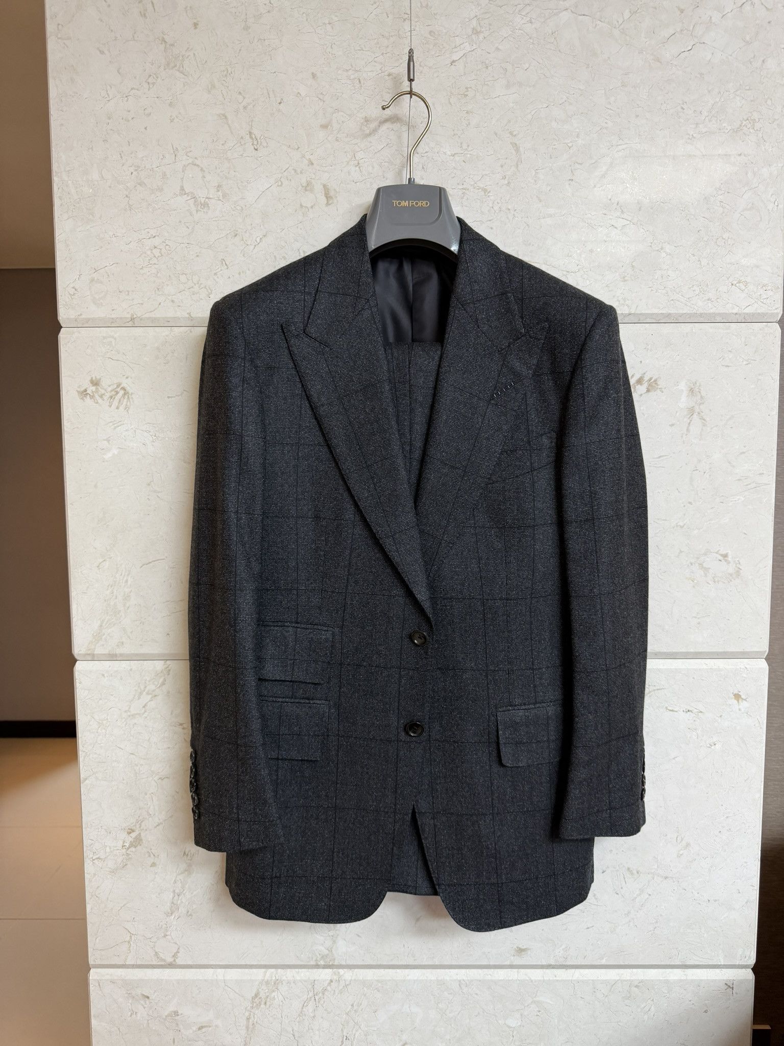 Tom Ford TOM FORD Windsor Fit Wool-Cashmere Windowpane Check Suit 38S Size 38S - 1 Thumbnail