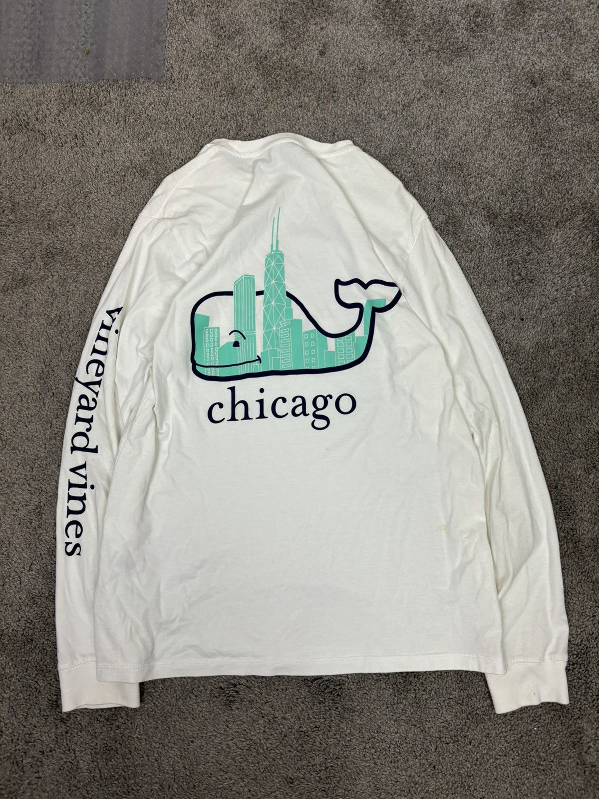 Vineyard Vines White vineyard vines long sleeve chicago shirt Size US S / EU 44-46 / 1 - 1 Thumbnail
